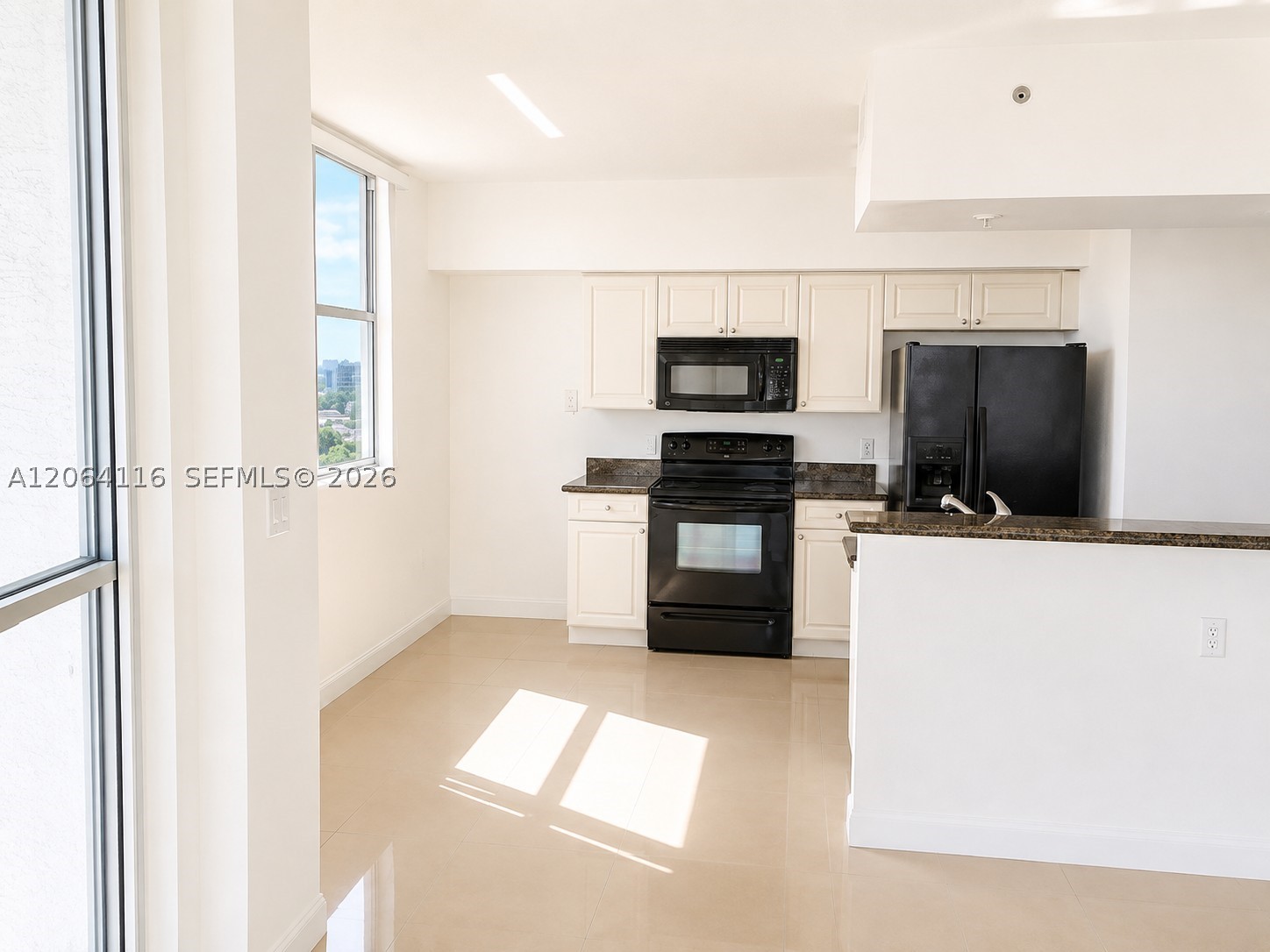 1 Glen Royal Pkwy #702, Miami FL 33125