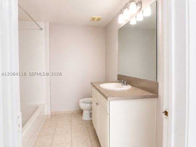 1 Glen Royal Pkwy #702, Miami FL 33125
