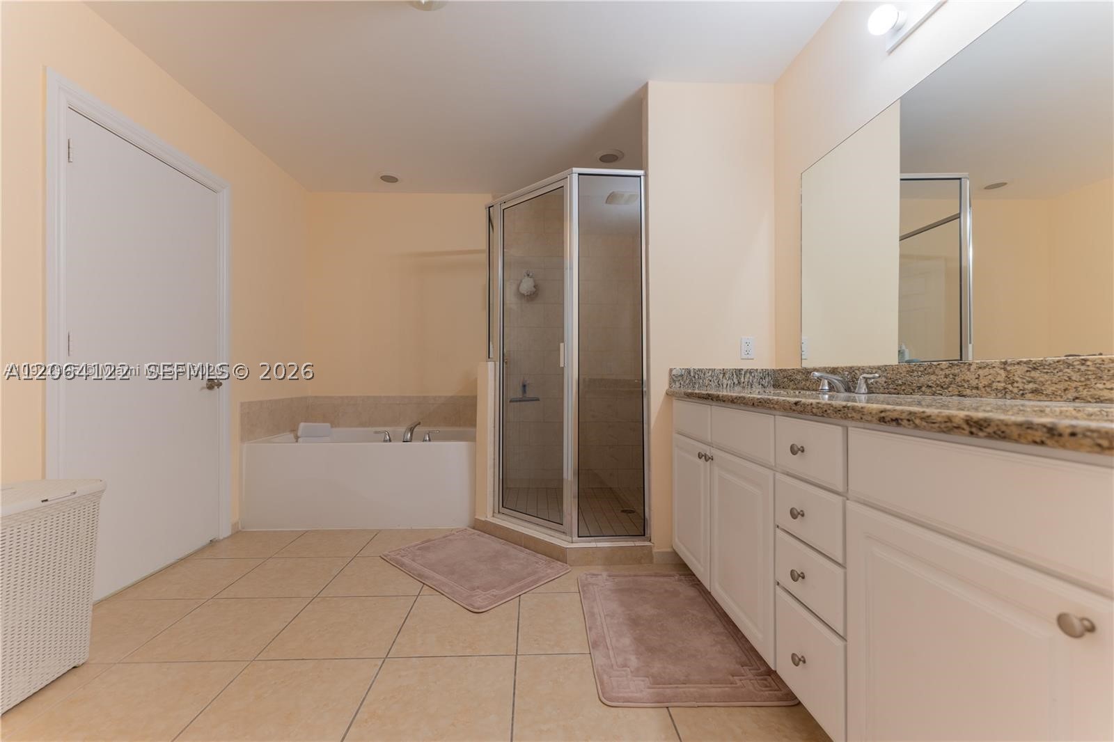 3001 NE 185th St #710, Aventura FL 33180