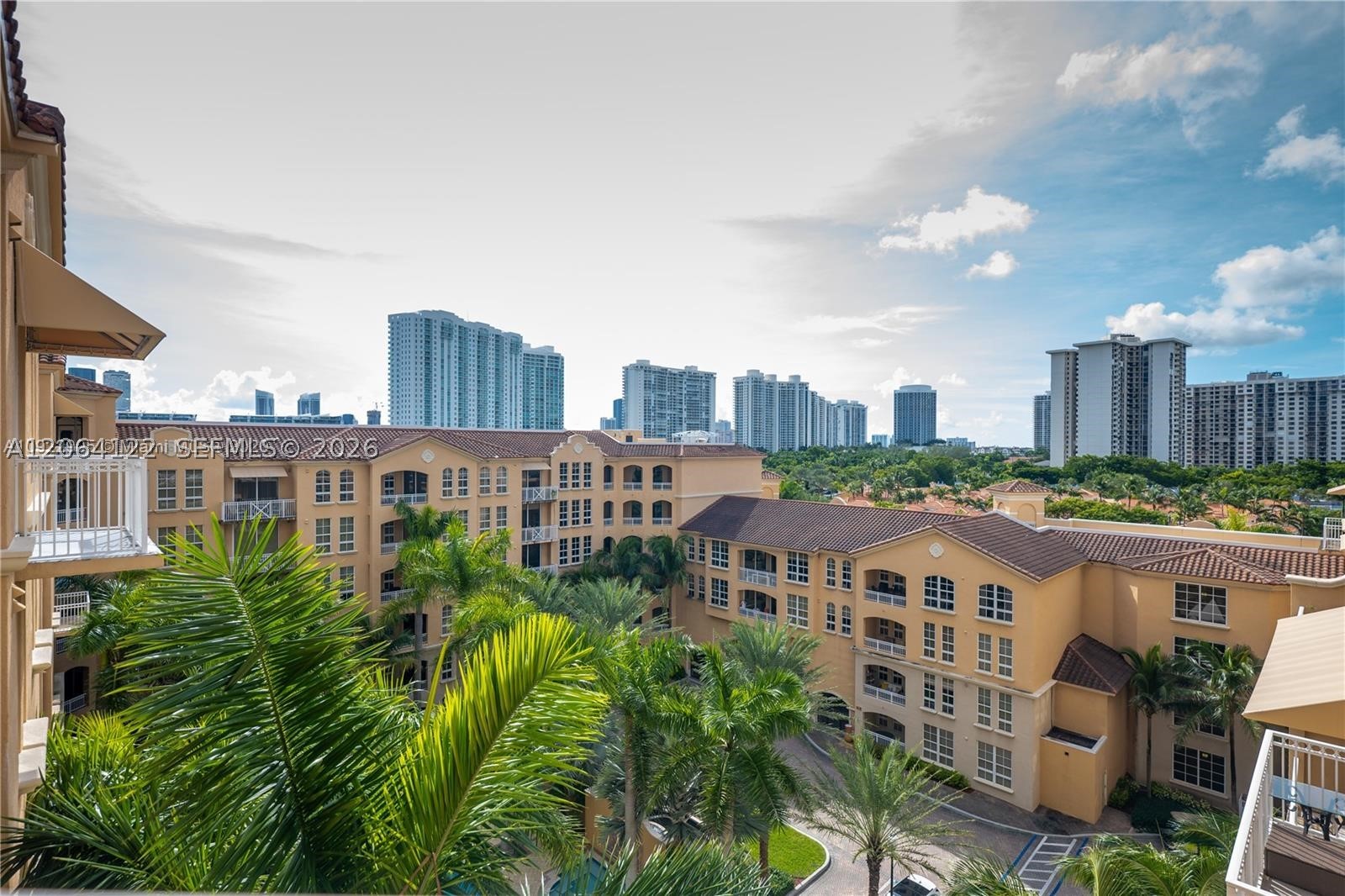 3001 NE 185th St #710, Aventura FL 33180