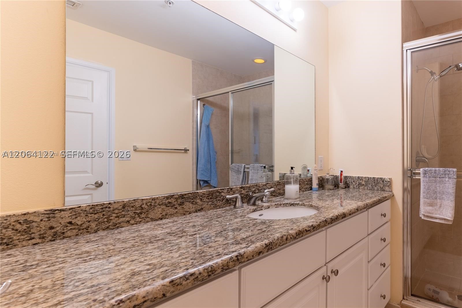 3001 NE 185th St #710, Aventura FL 33180