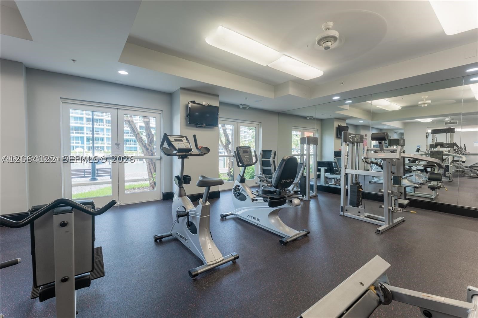 3001 NE 185th St #710, Aventura FL 33180