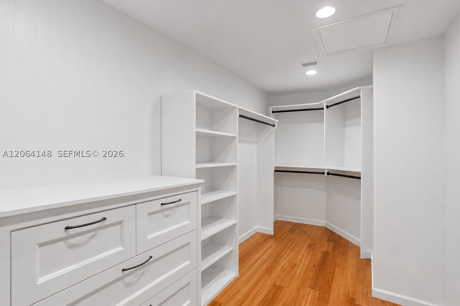 735 Benevento Ave, Coral Gables FL 33146