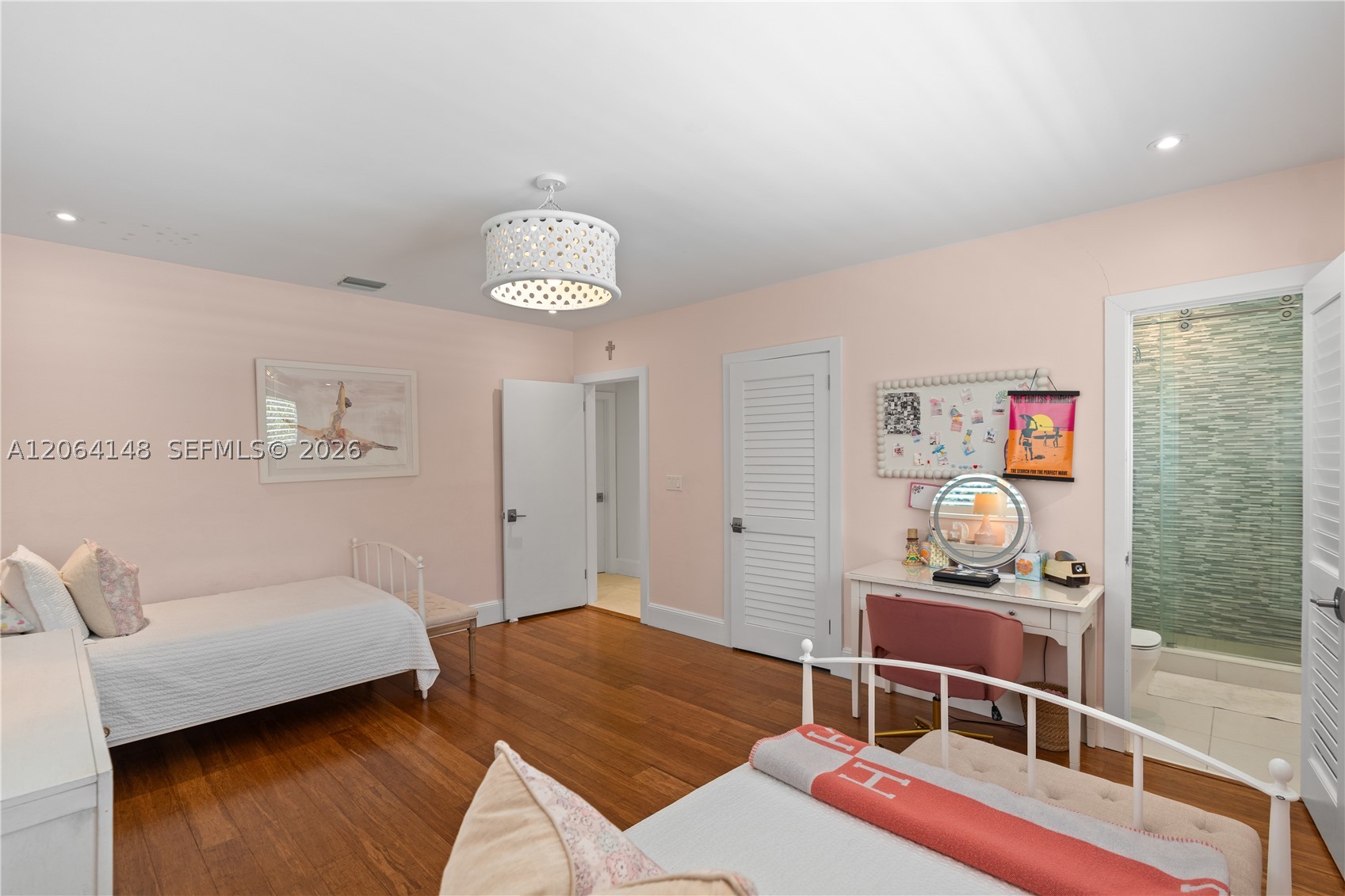 735 Benevento Ave, Coral Gables FL 33146