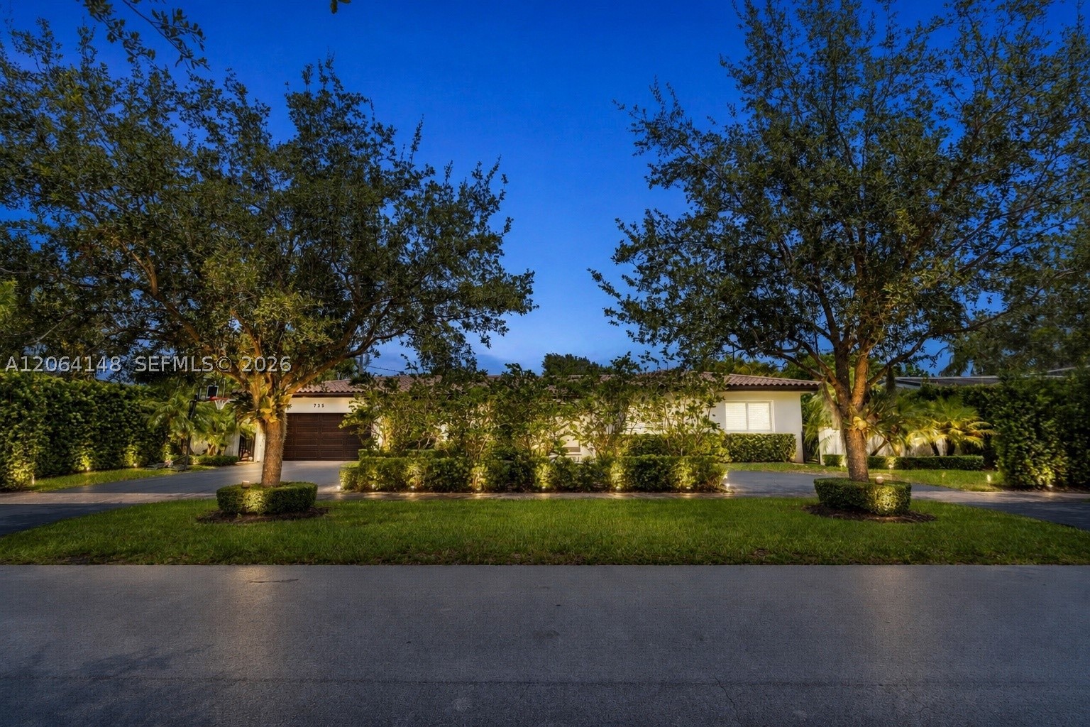 735 Benevento Ave, Coral Gables FL 33146