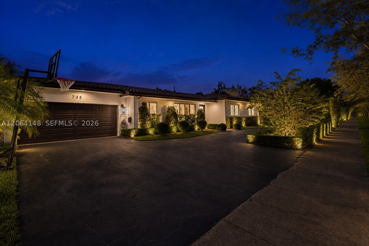 735 Benevento Ave, Coral Gables FL 33146