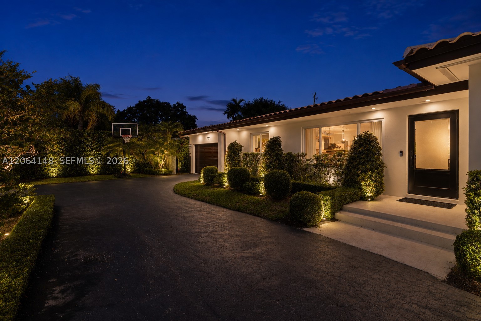 735 Benevento Ave, Coral Gables FL 33146
