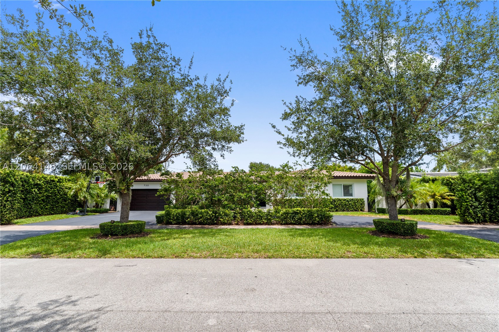 735 Benevento Ave, Coral Gables FL 33146