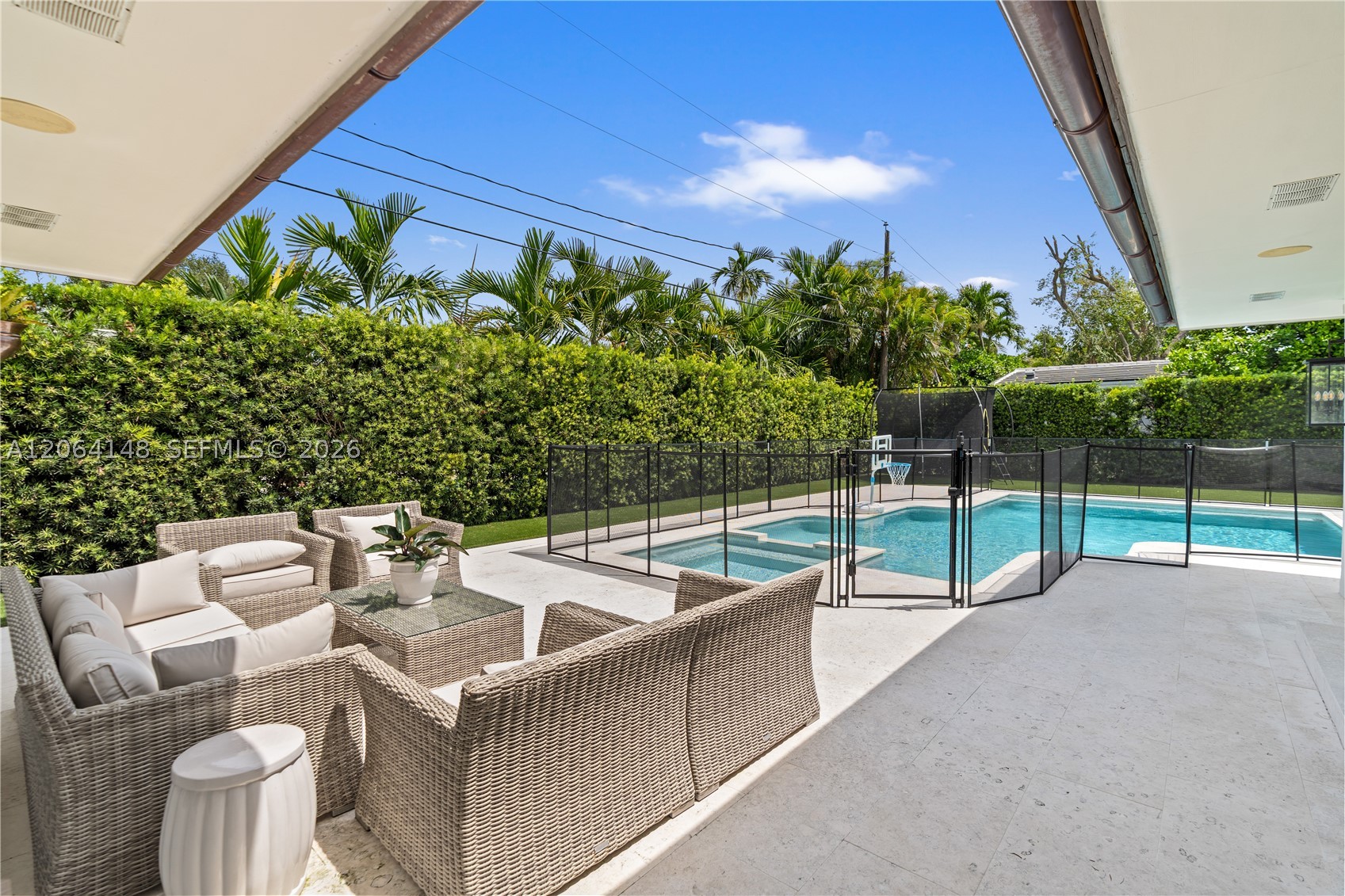735 Benevento Ave, Coral Gables FL 33146