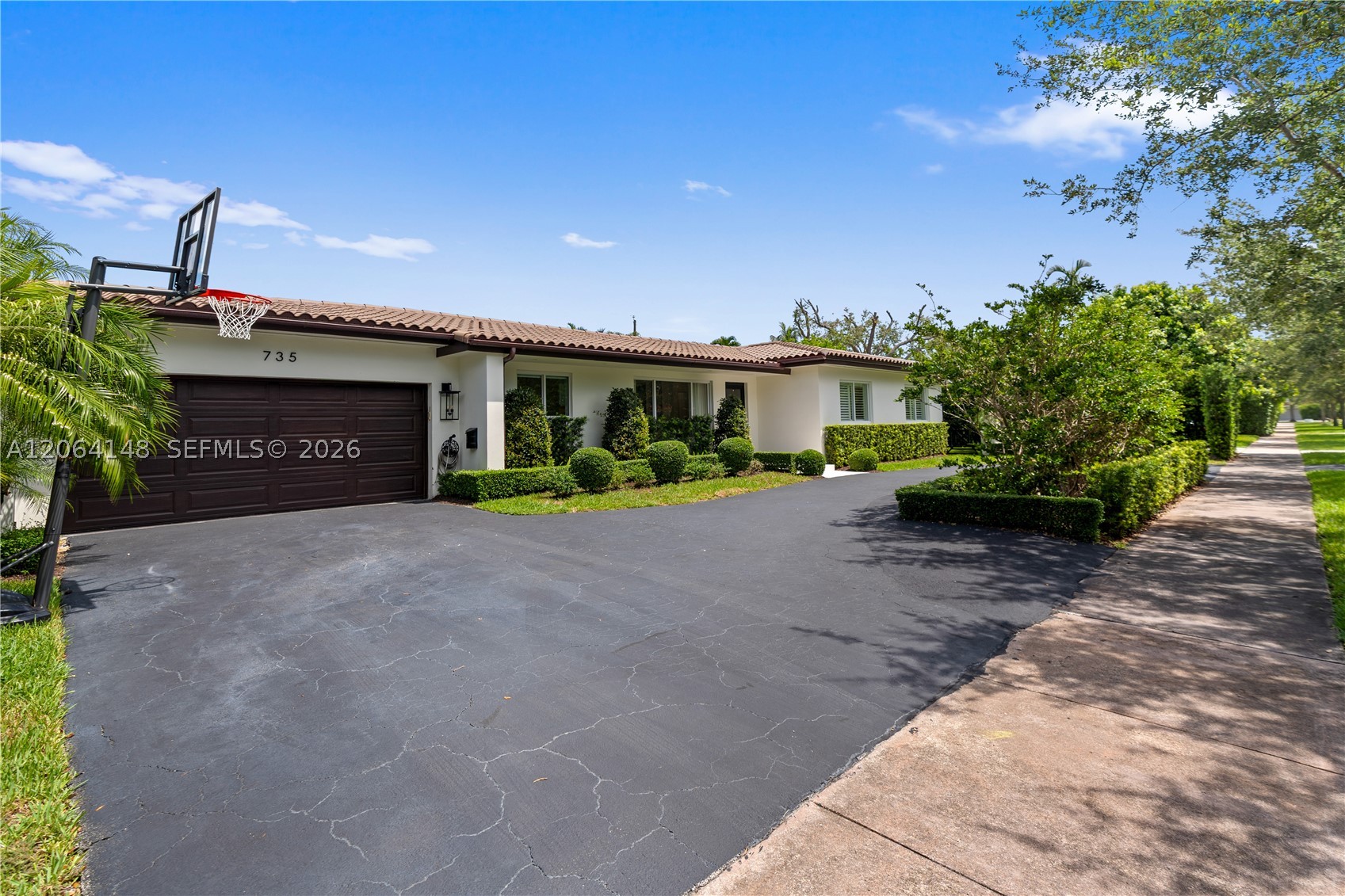 735 Benevento Ave, Coral Gables FL 33146