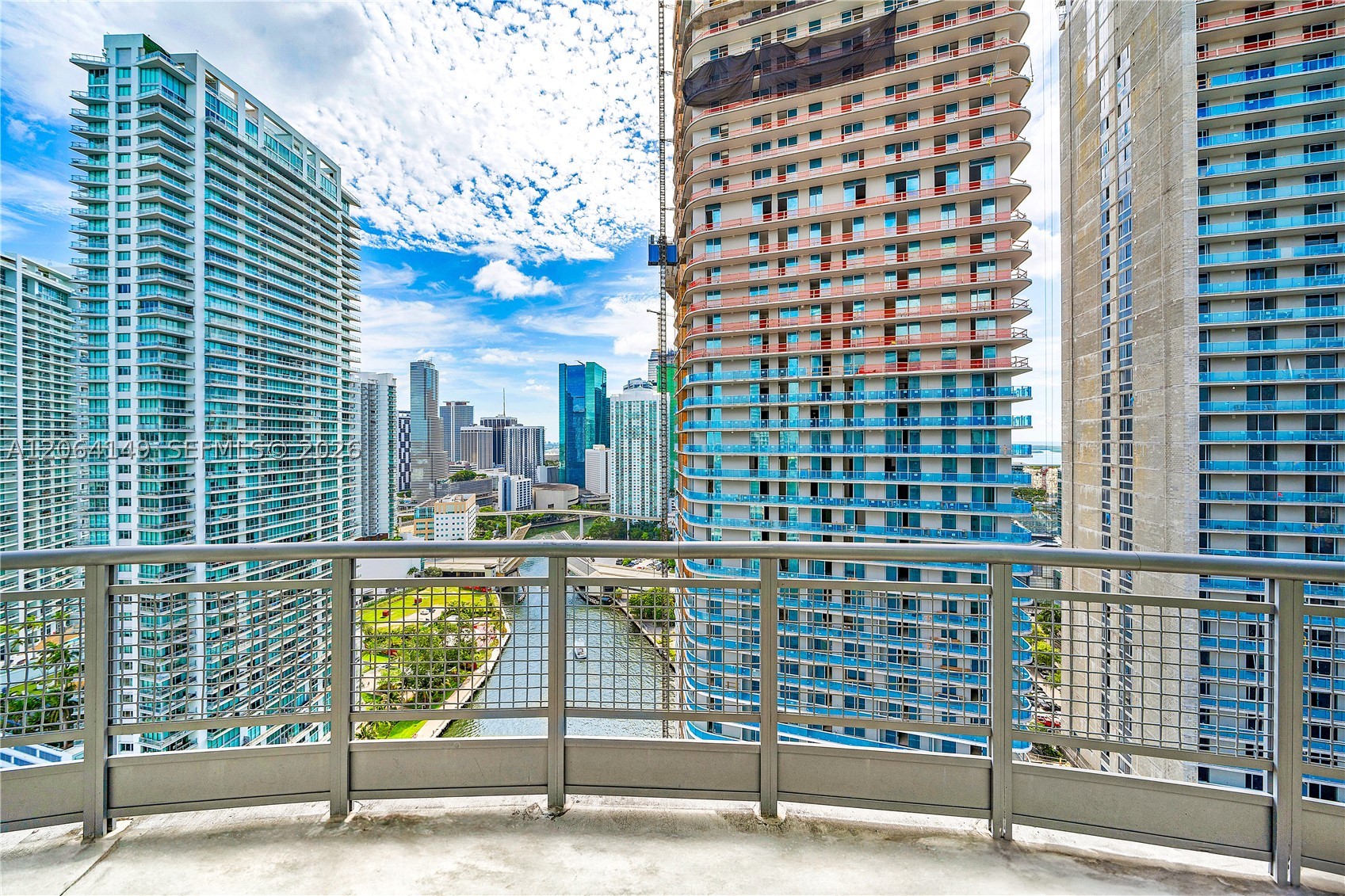 690 SW 1st Ct #PH3102, Miami FL 33130