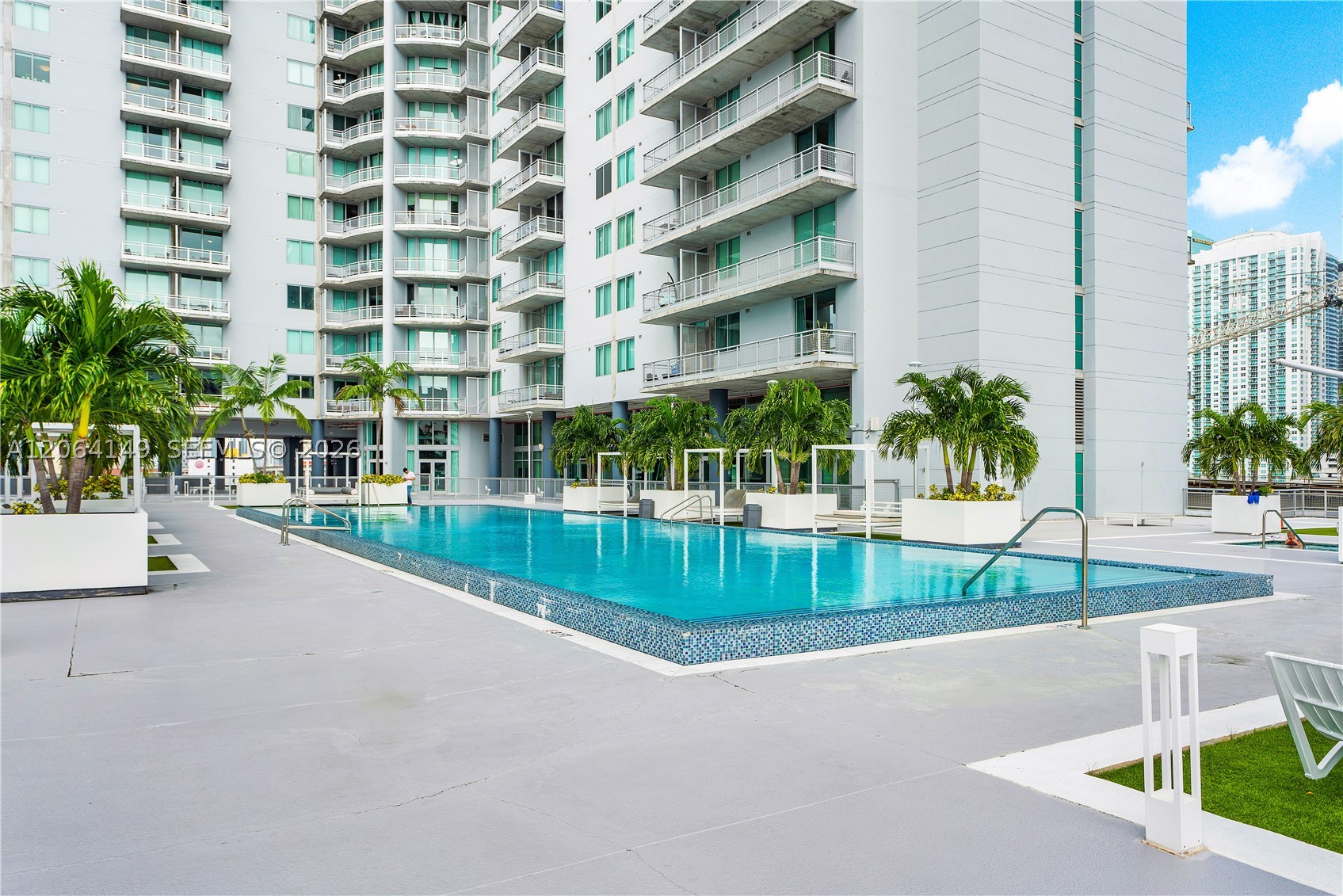 690 SW 1st Ct #PH3102, Miami FL 33130