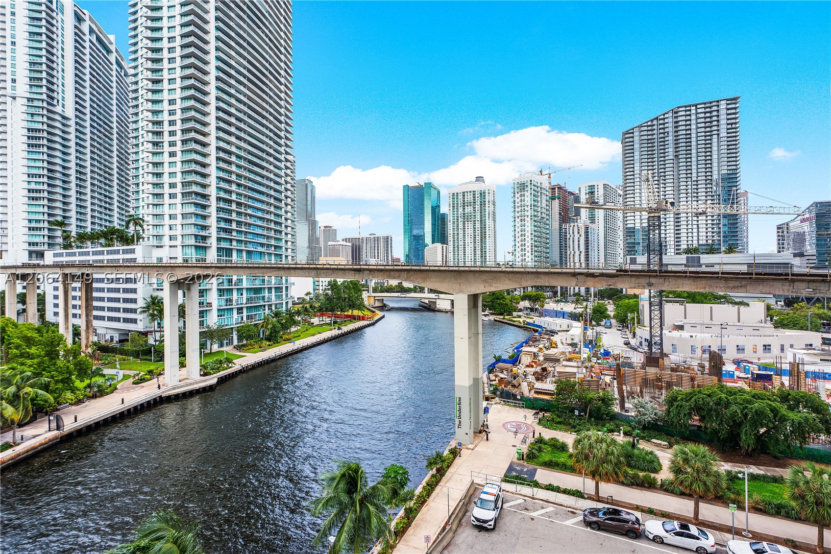 690 SW 1st Ct #PH3102, Miami FL 33130