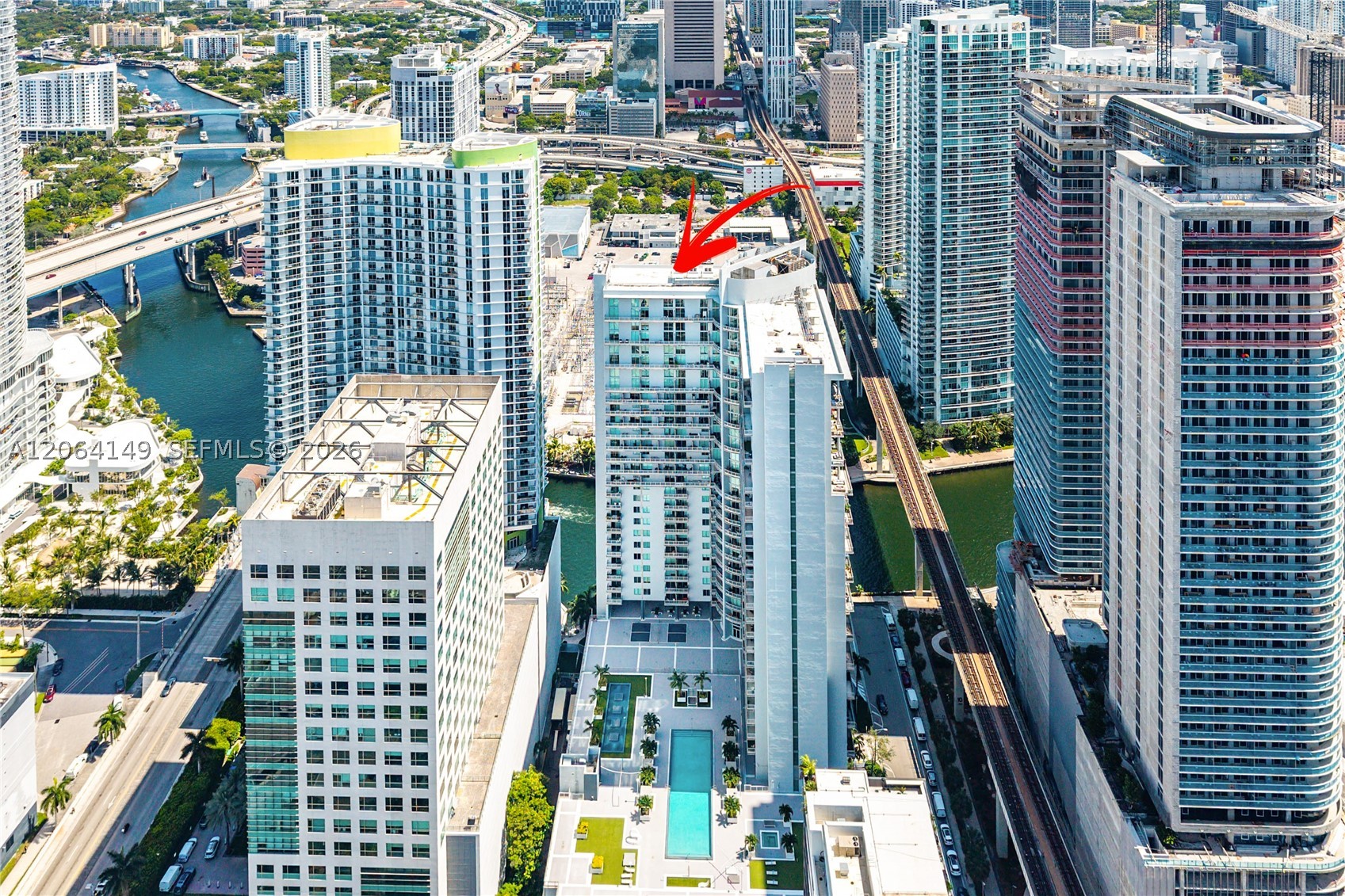 690 SW 1st Ct #PH3102, Miami FL 33130