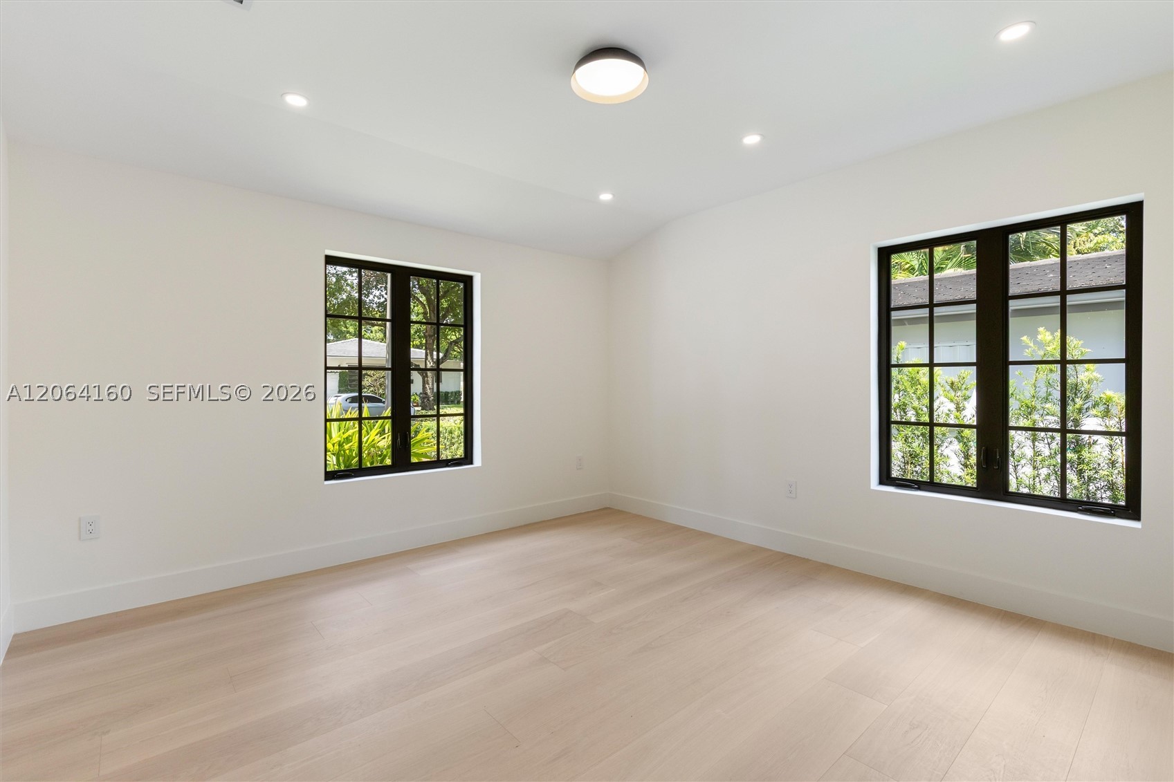 118 Sarto Ave, Coral Gables FL 33134