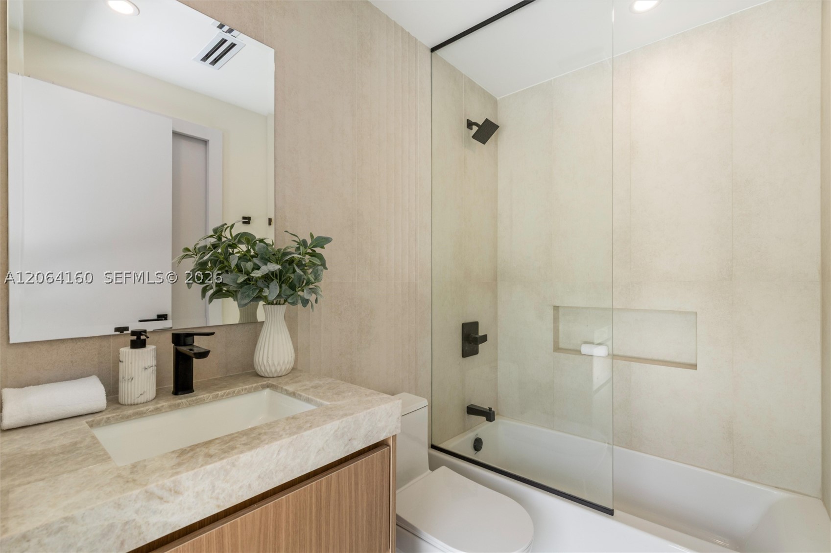 118 Sarto Ave, Coral Gables FL 33134