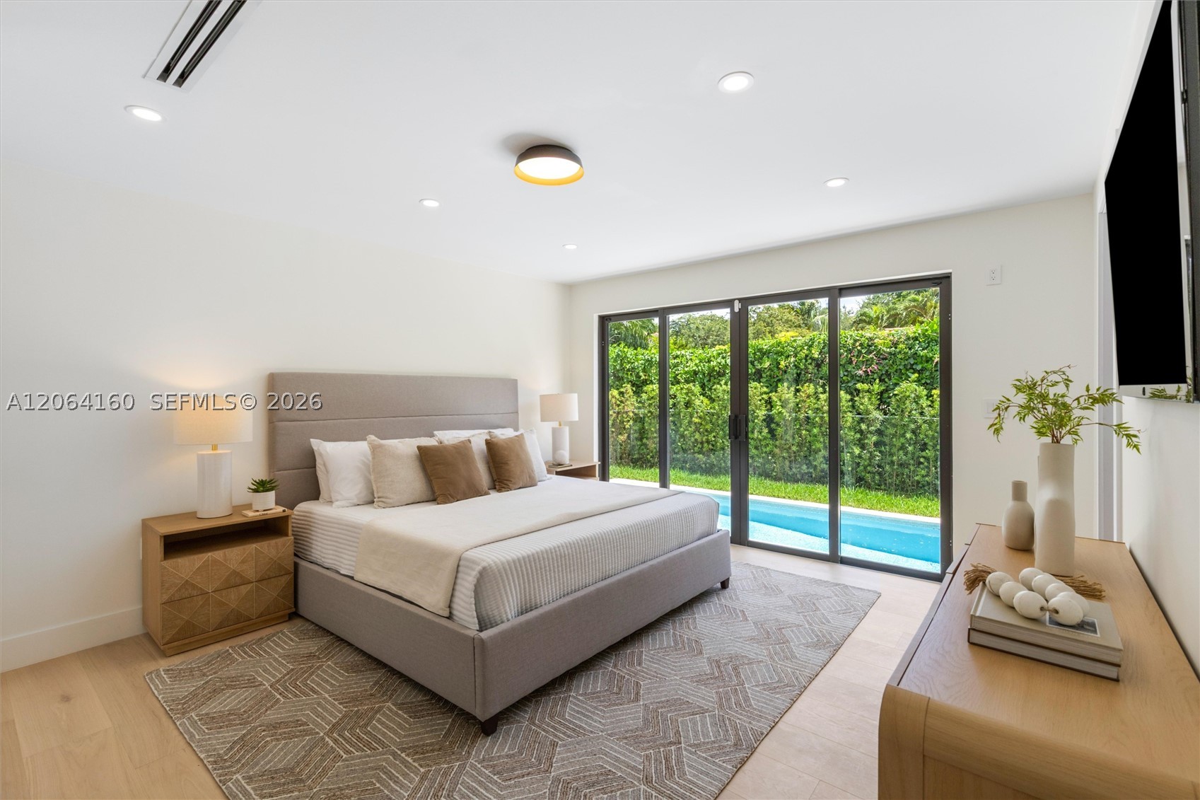 118 Sarto Ave, Coral Gables FL 33134