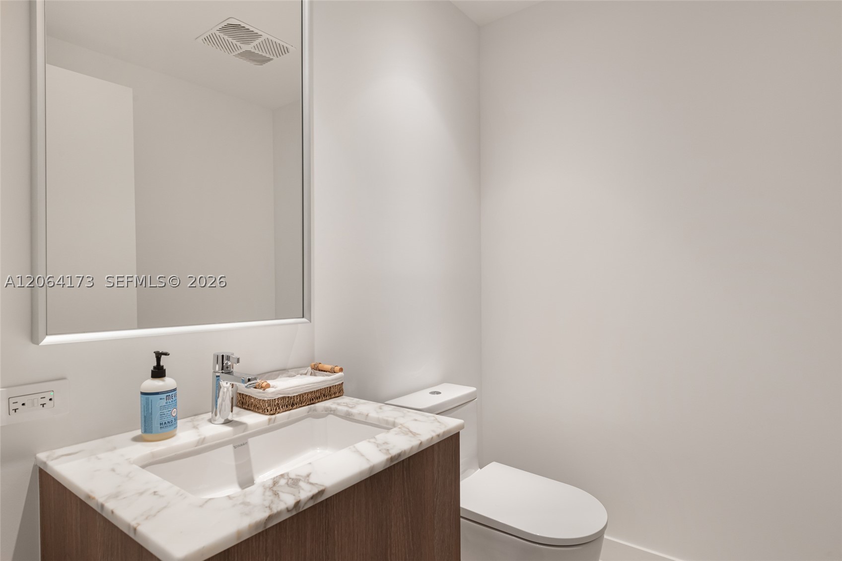 500 Alton Rd #1204, Miami Beach FL 33139