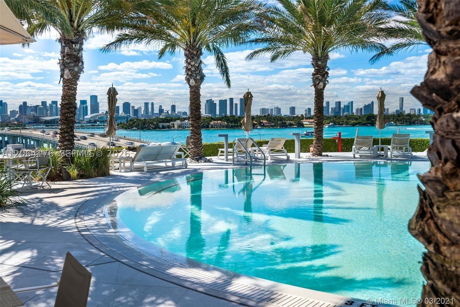 450 Alton Rd #1904, Miami Beach FL 33139