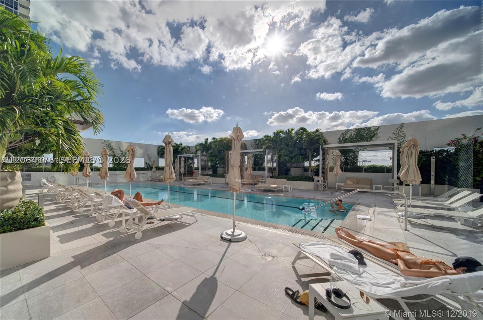 450 Alton Rd #1904, Miami Beach FL 33139