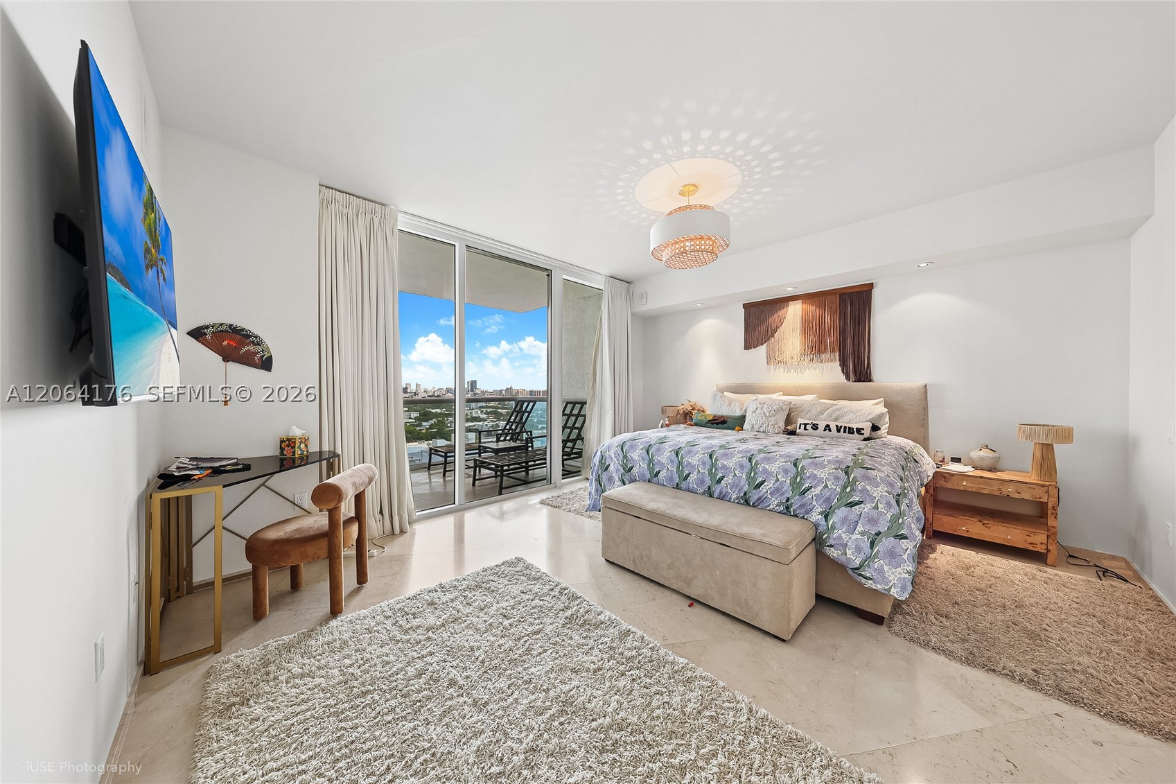450 Alton Rd #1904, Miami Beach FL 33139
