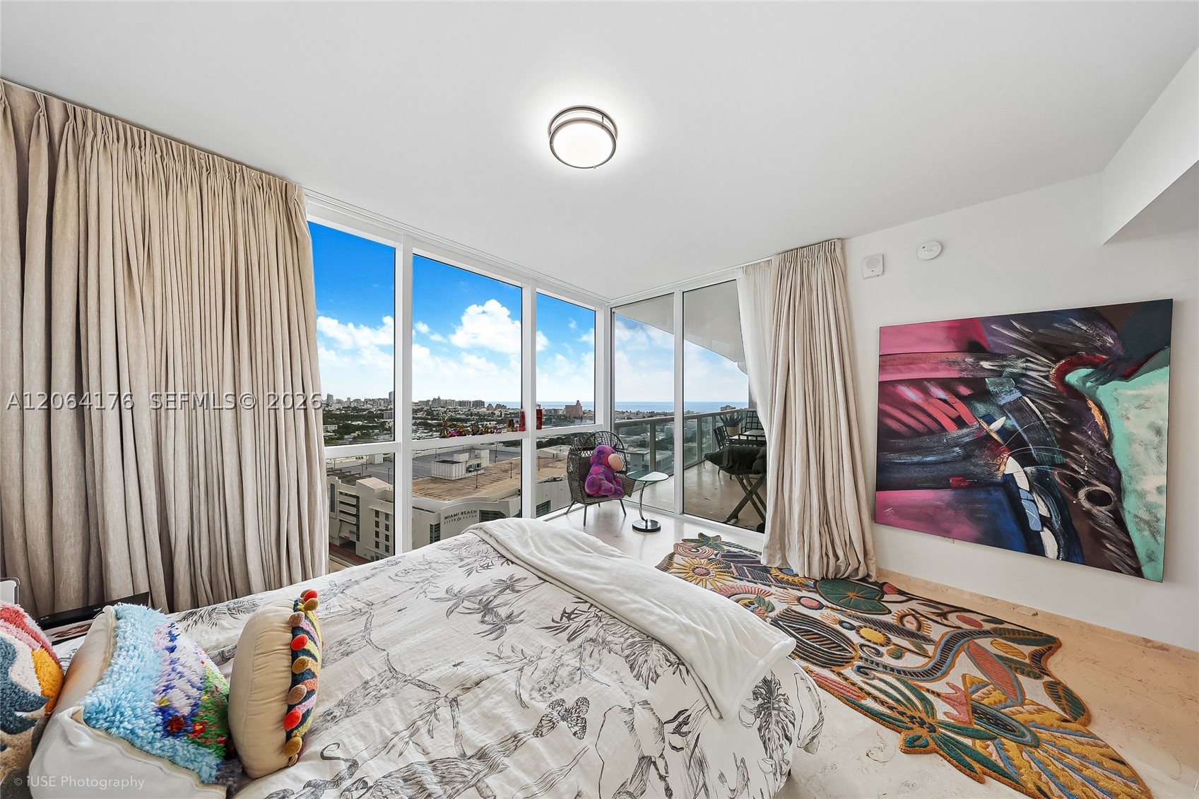 450 Alton Rd #1904, Miami Beach FL 33139