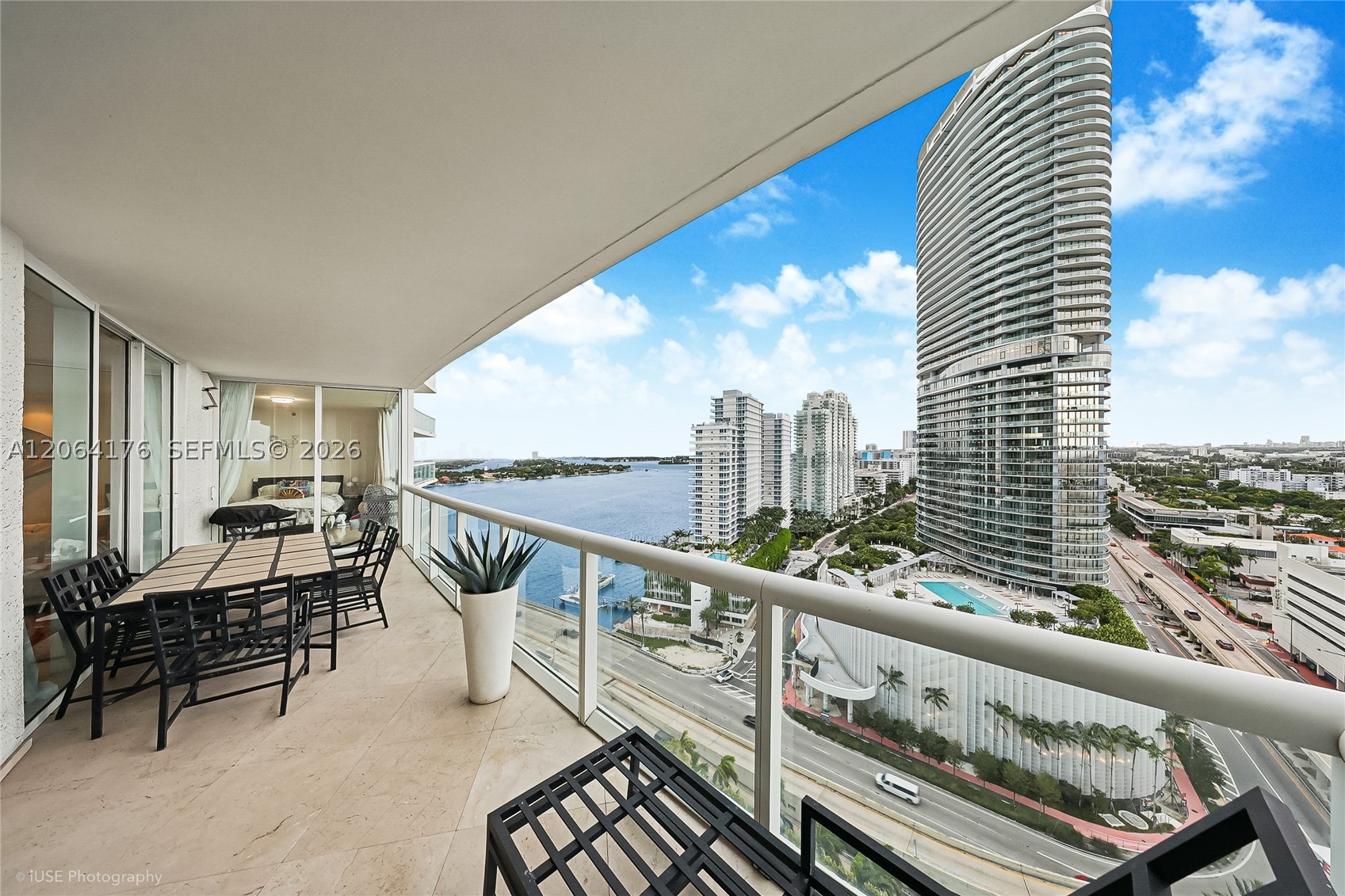 450 Alton Rd #1904, Miami Beach FL 33139