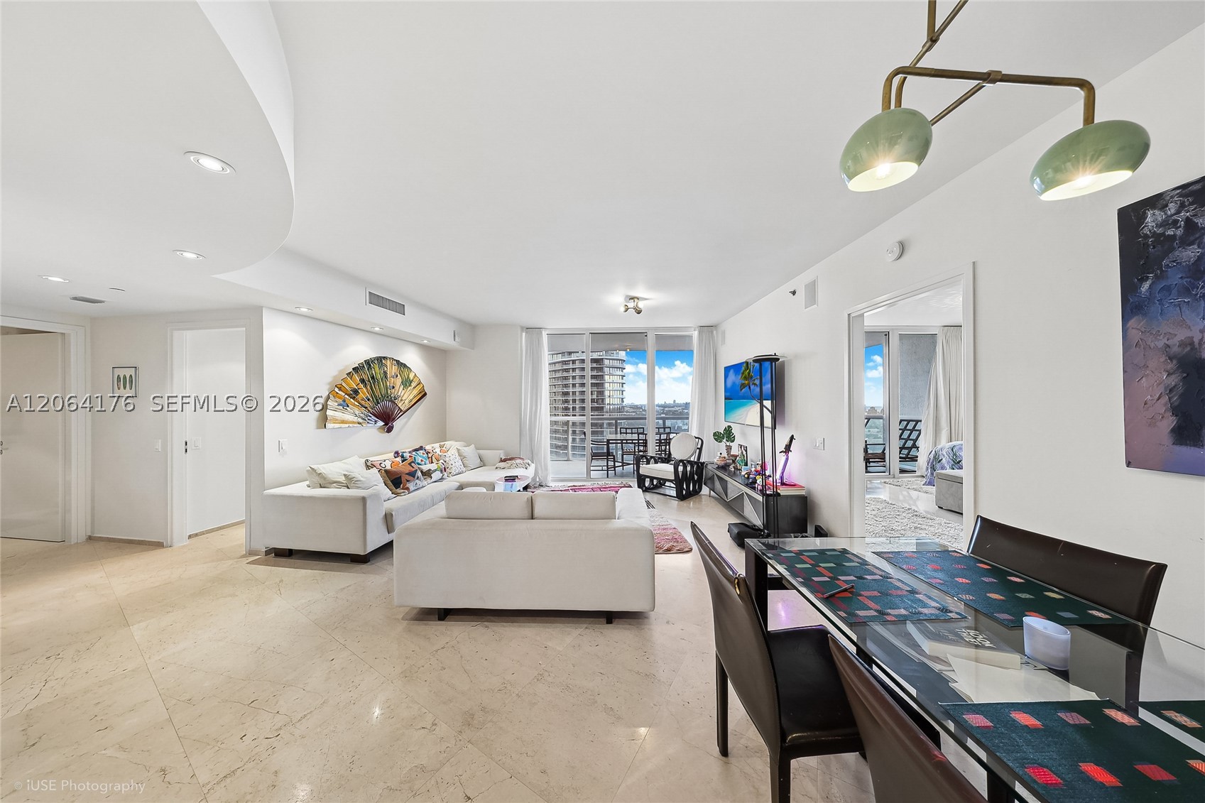 450 Alton Rd #1904, Miami Beach FL 33139