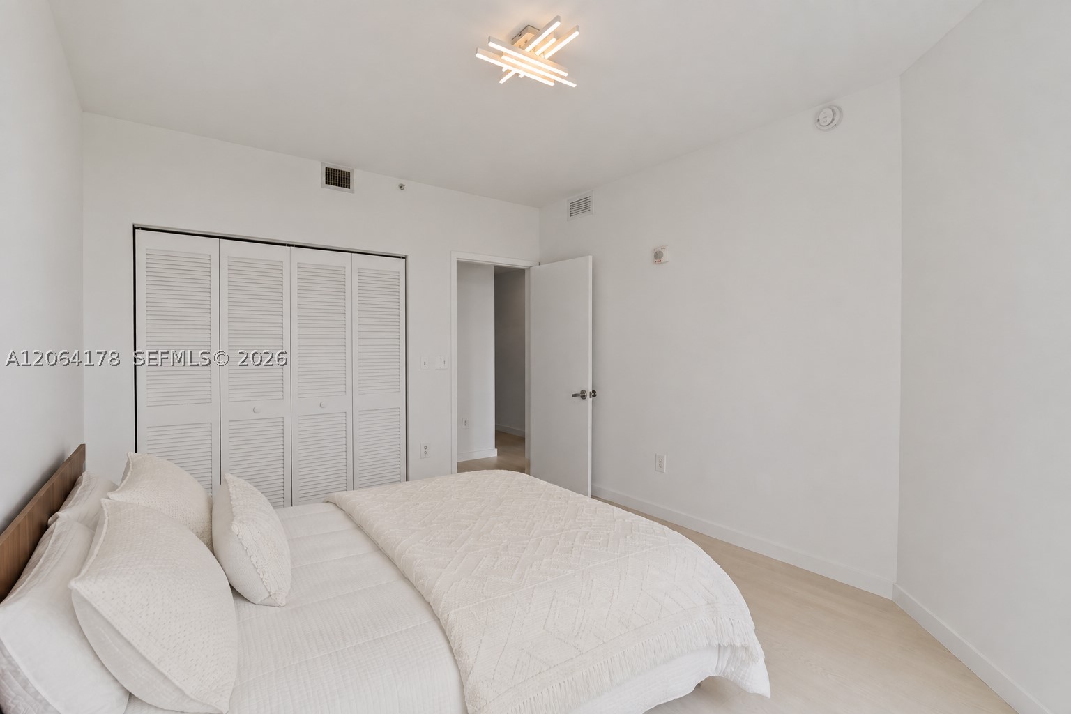 3250 NE 1st Ave #545, Miami FL 33137