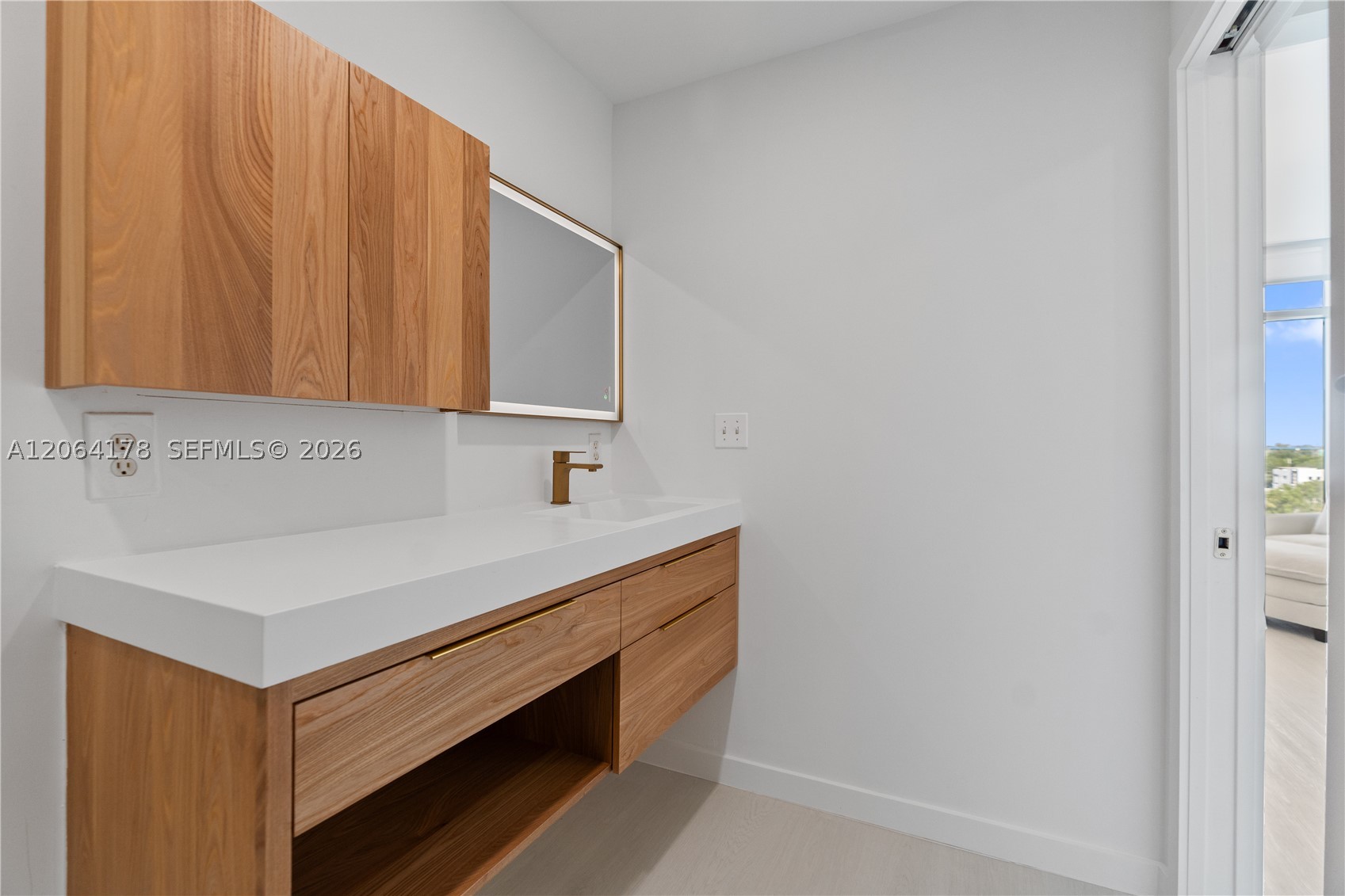3250 NE 1st Ave #545, Miami FL 33137