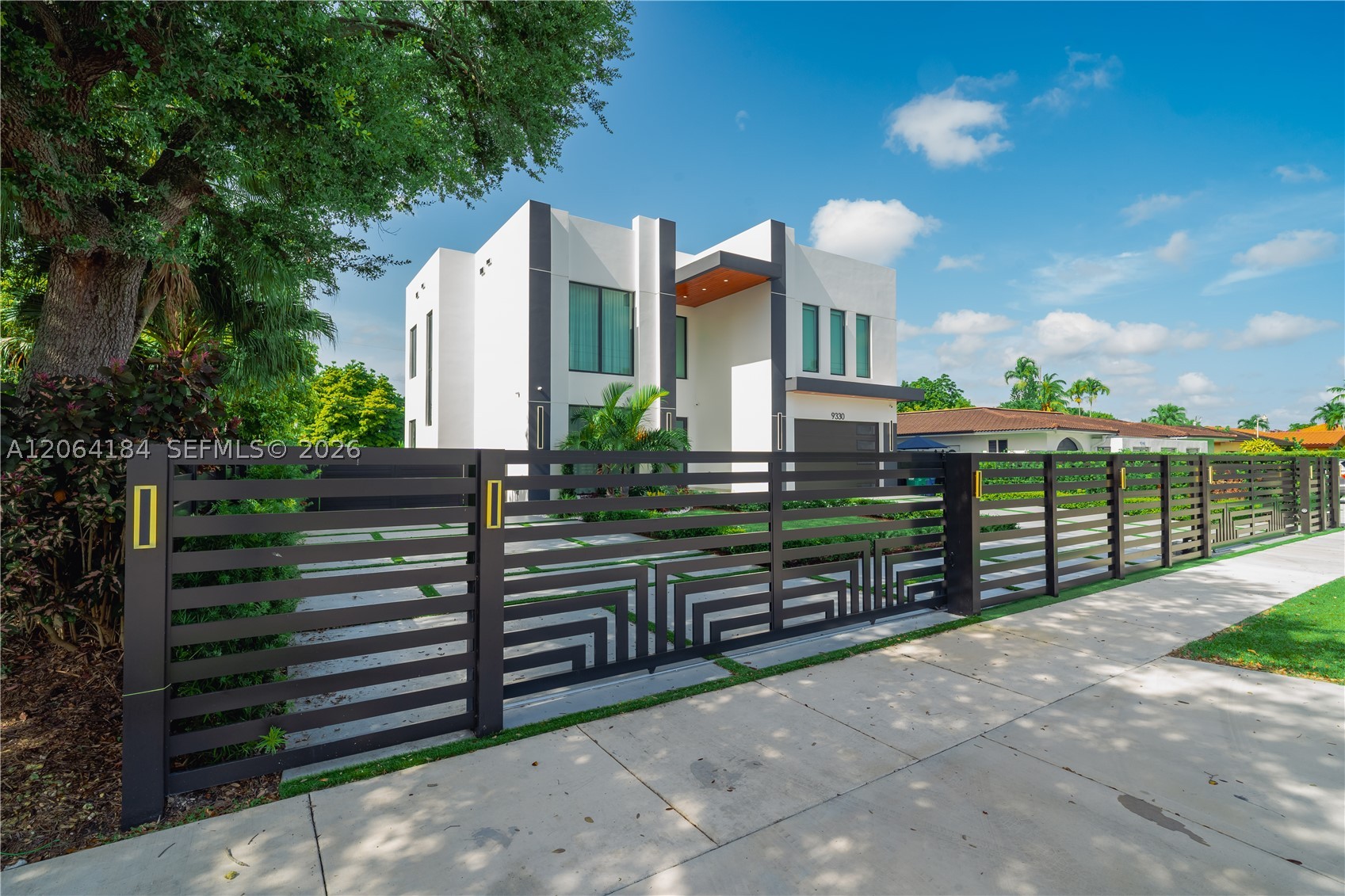 9330 SW 34th St, Miami FL 33165