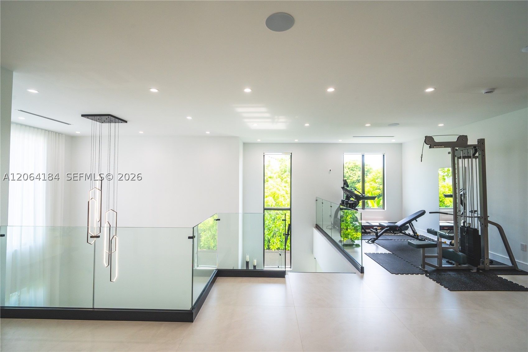 9330 SW 34th St, Miami FL 33165