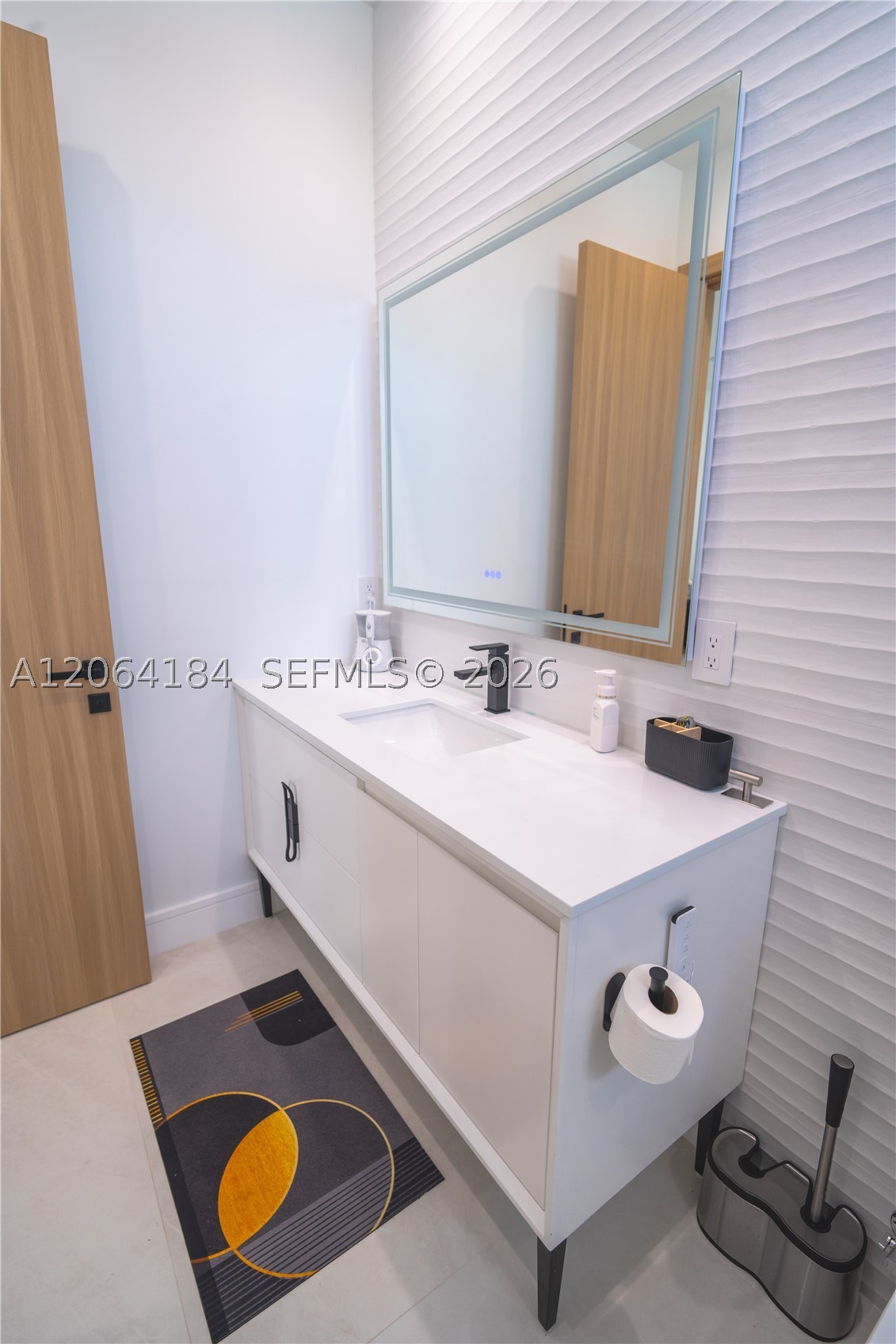 9330 SW 34th St, Miami FL 33165