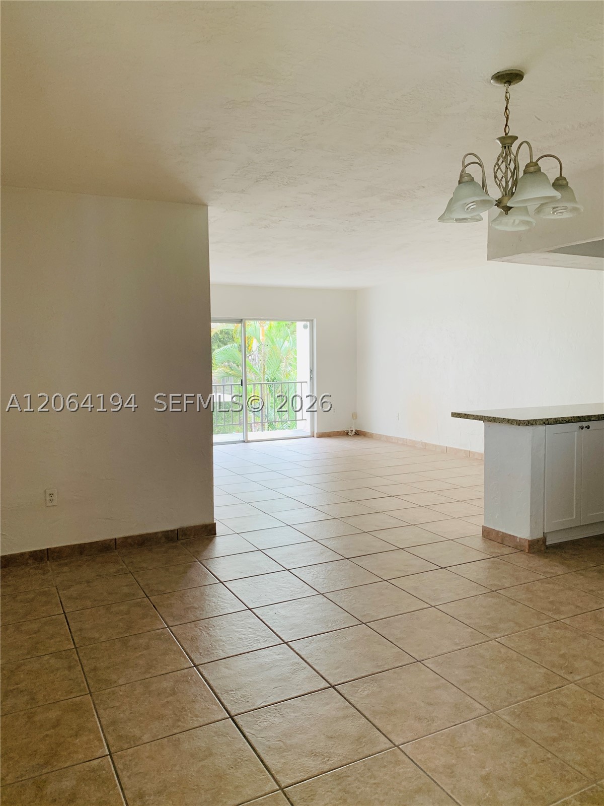 6900 N Kendall Dr #A304, Pinecrest FL 33156