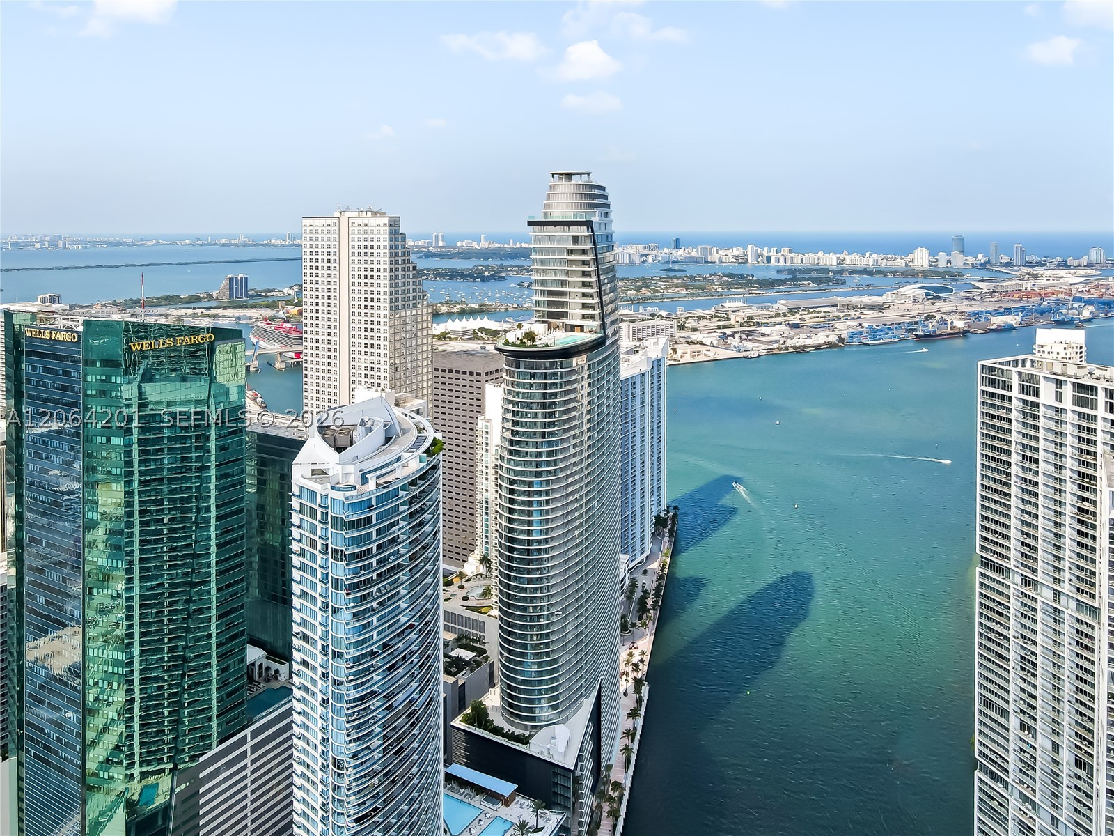 300 Biscayne Boulevard Way #1106E, Miami FL 33131