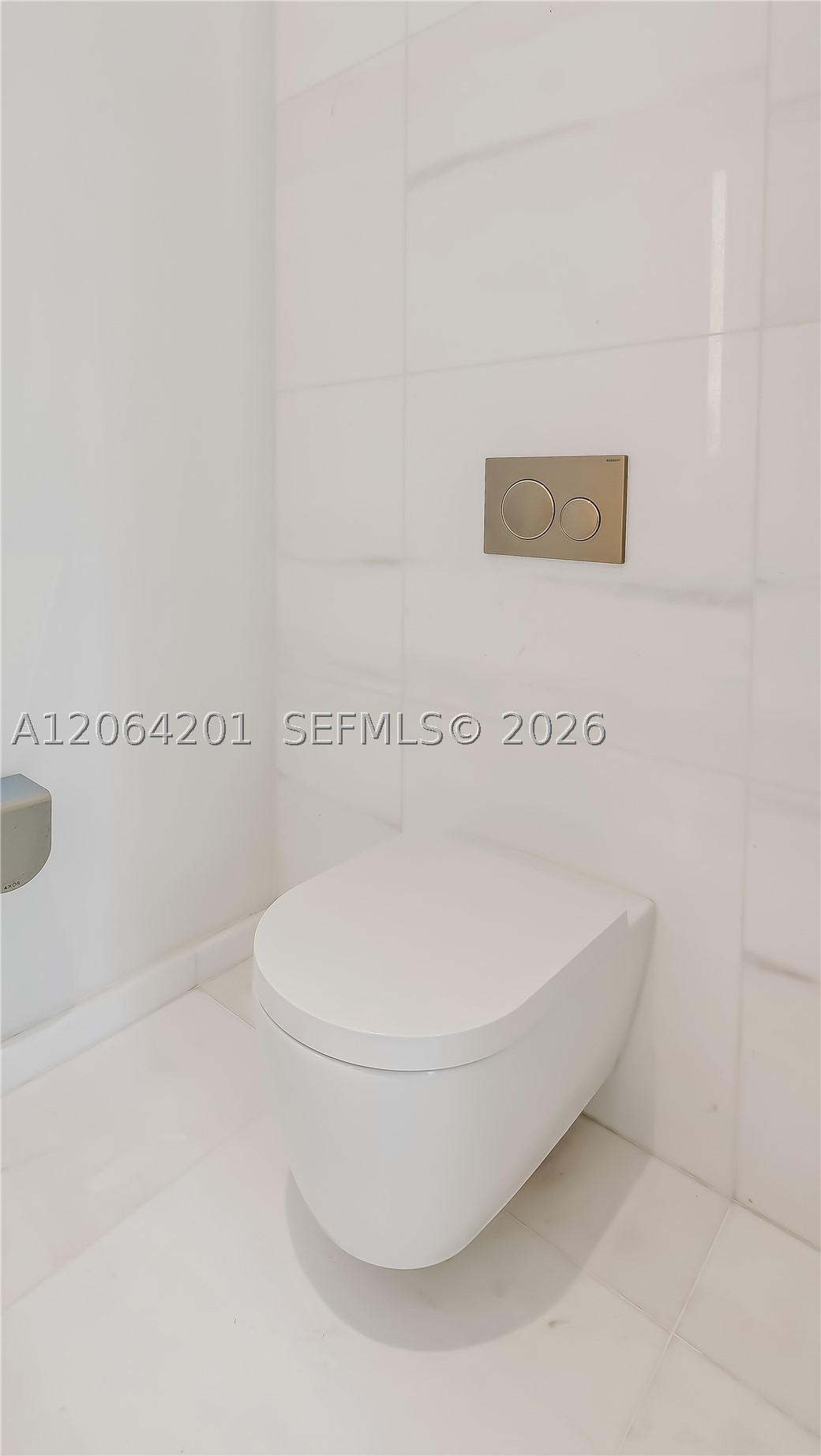 300 Biscayne Boulevard Way #1106E, Miami FL 33131