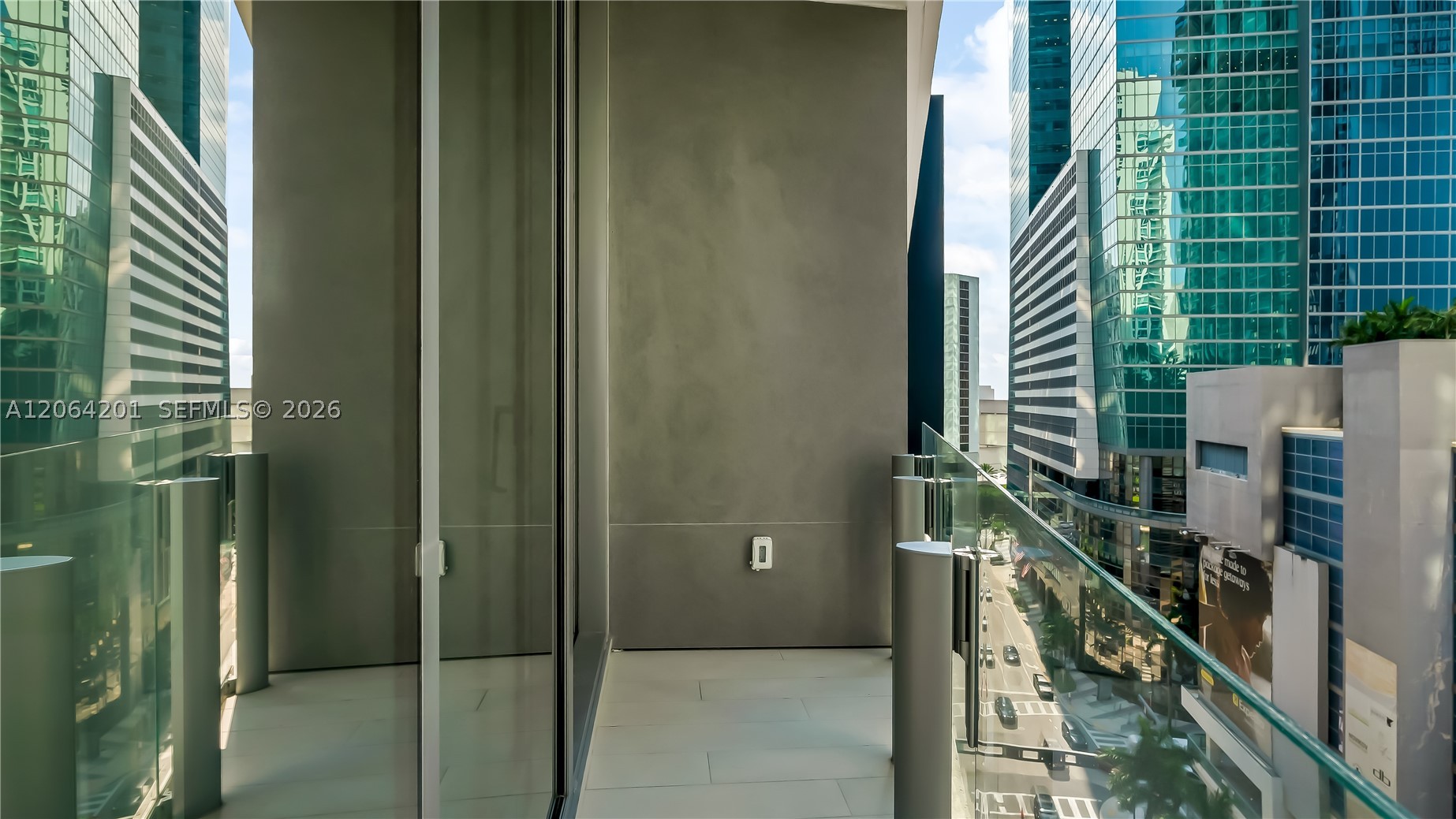 300 Biscayne Boulevard Way #1106E, Miami FL 33131