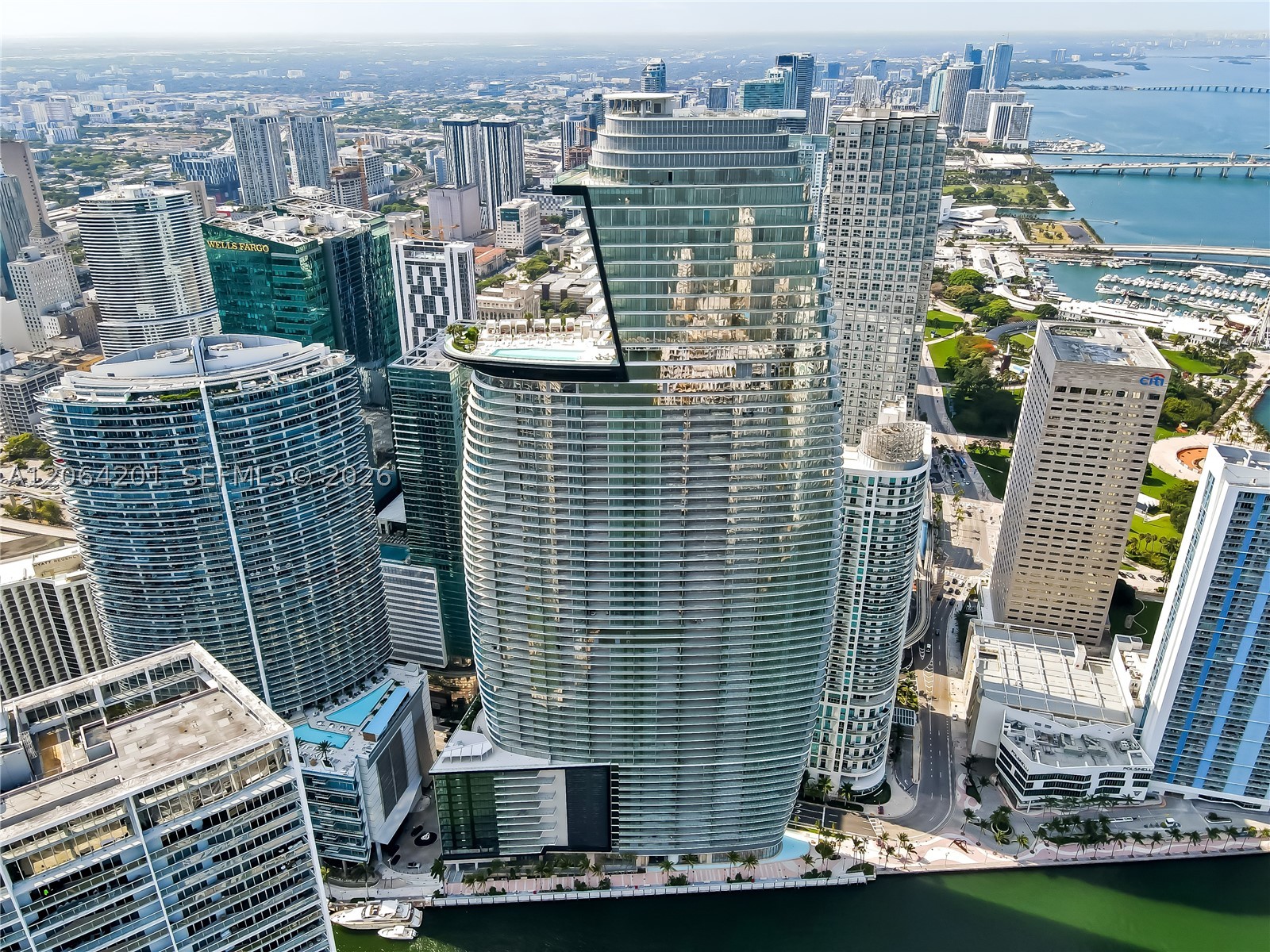 300 Biscayne Boulevard Way #1106E, Miami FL 33131