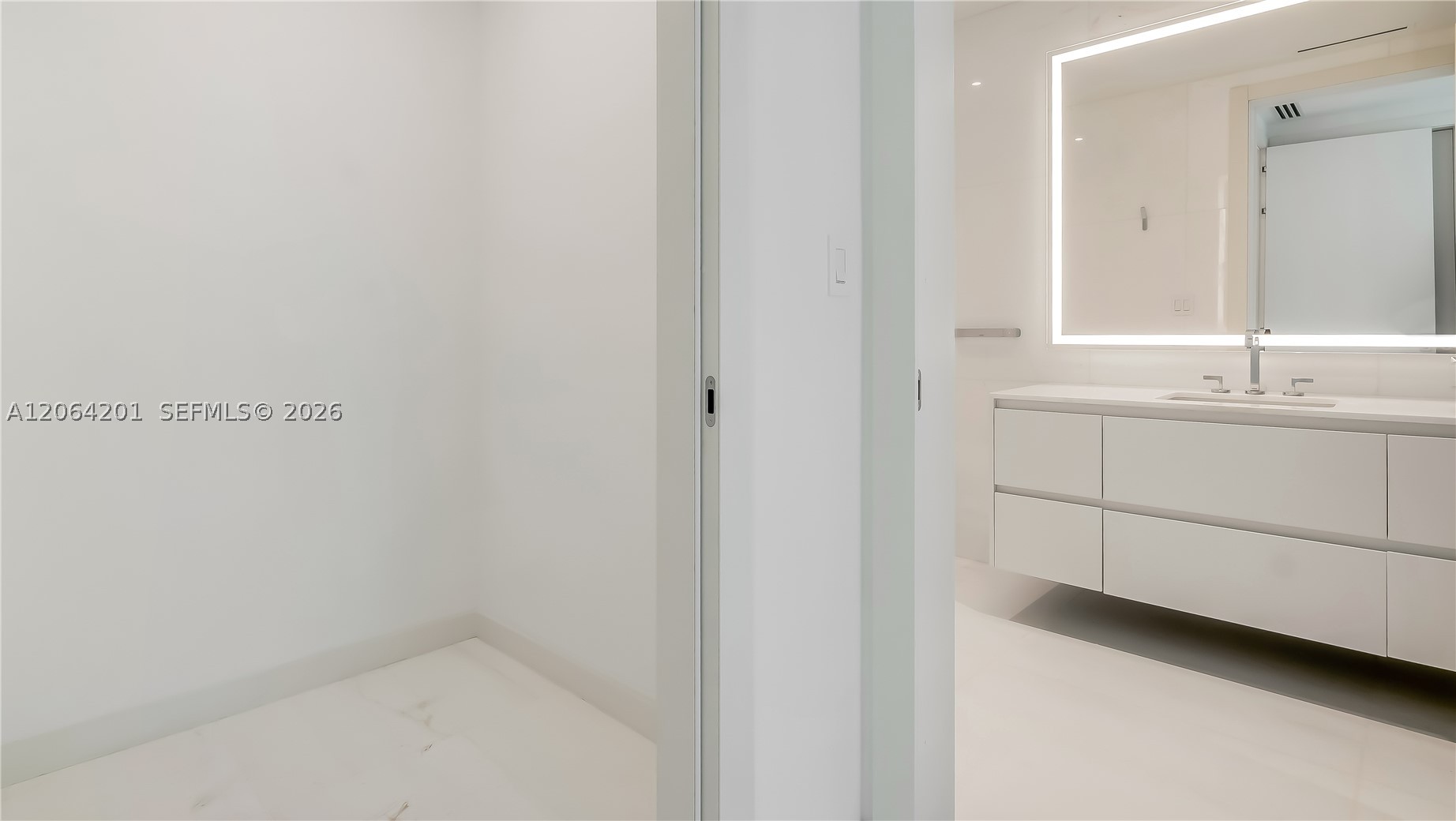 300 Biscayne Boulevard Way #1106E, Miami FL 33131