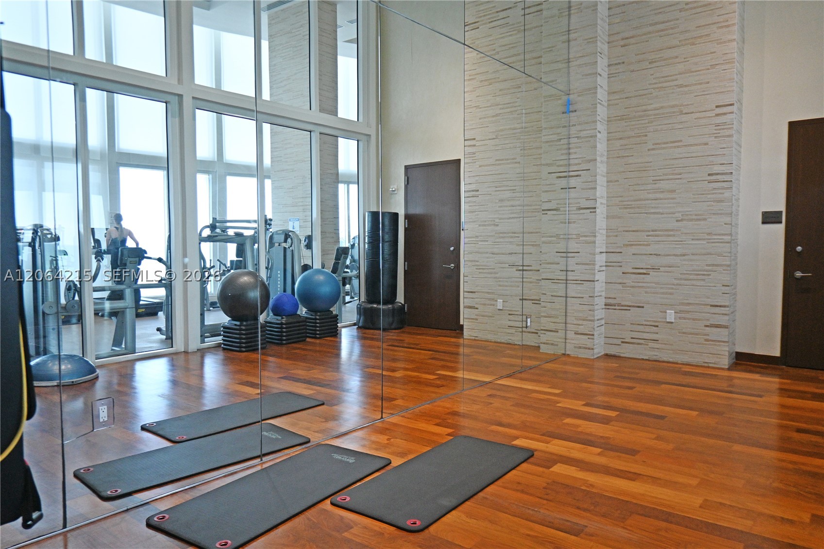 15811 Collins Ave #3107, Sunny Isles Beach FL 33160