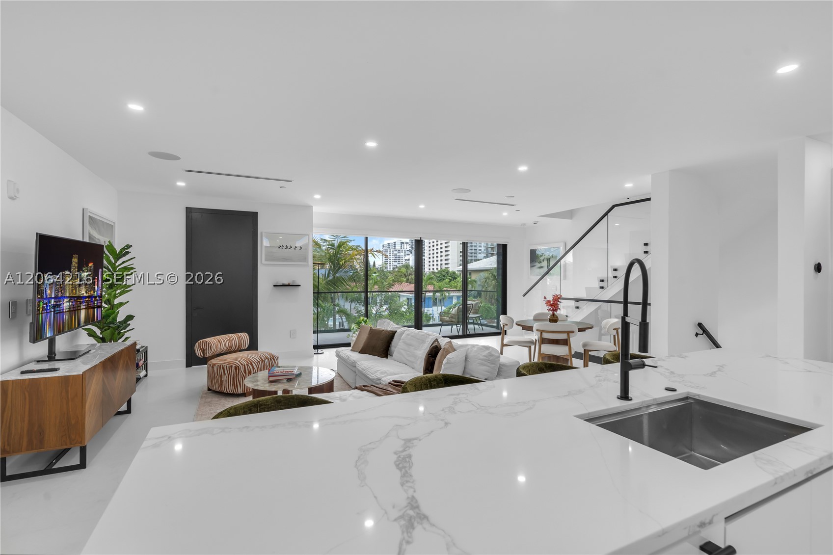 3228 NE 7th St, Pompano Beach FL 33062
