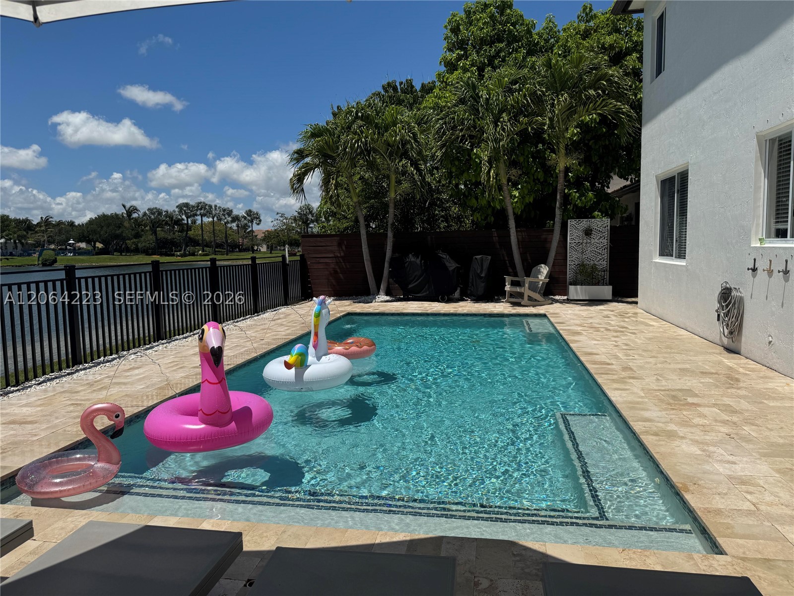3964 NE 15th St, Homestead FL 33033