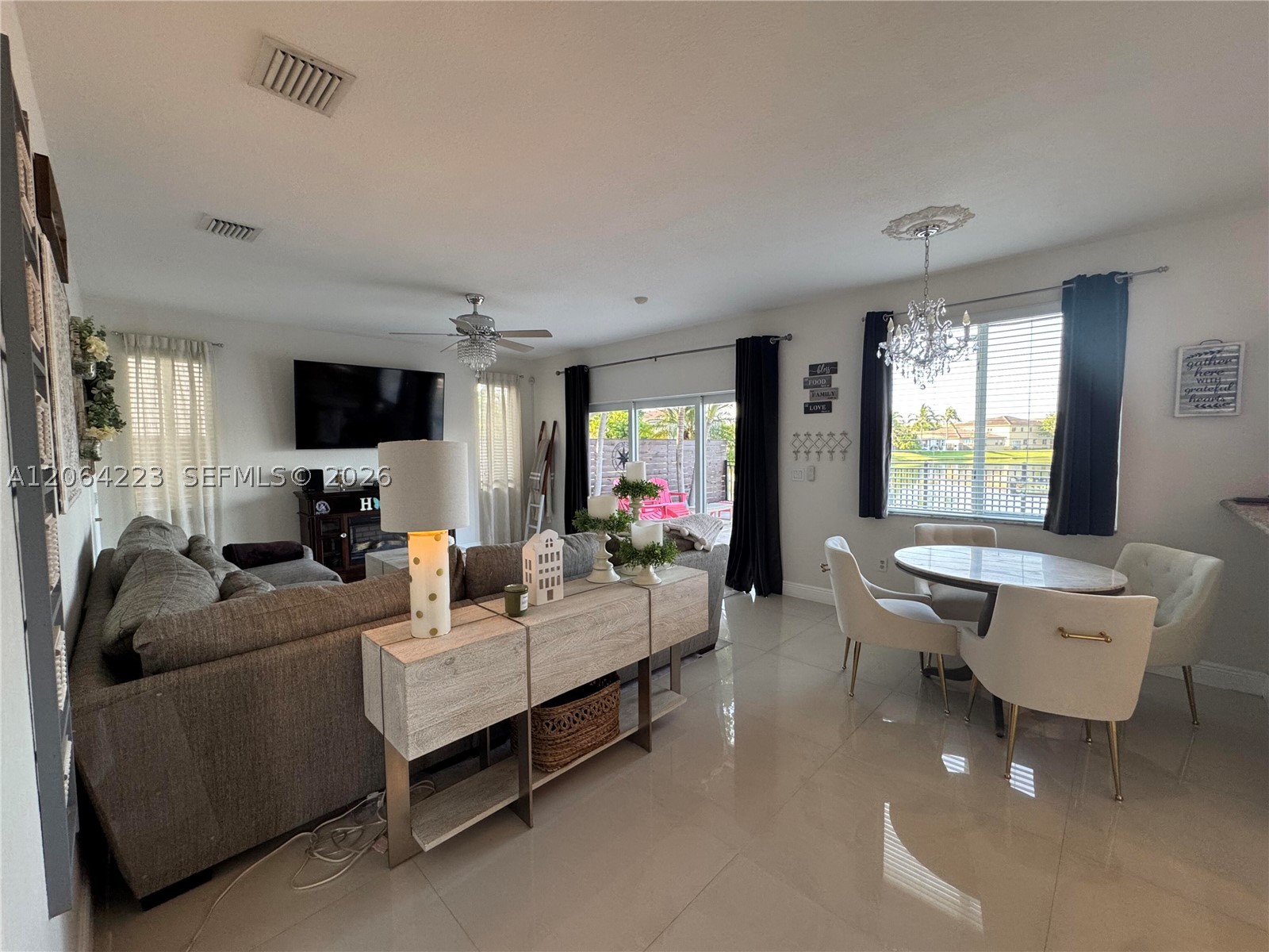 3964 NE 15th St, Homestead FL 33033