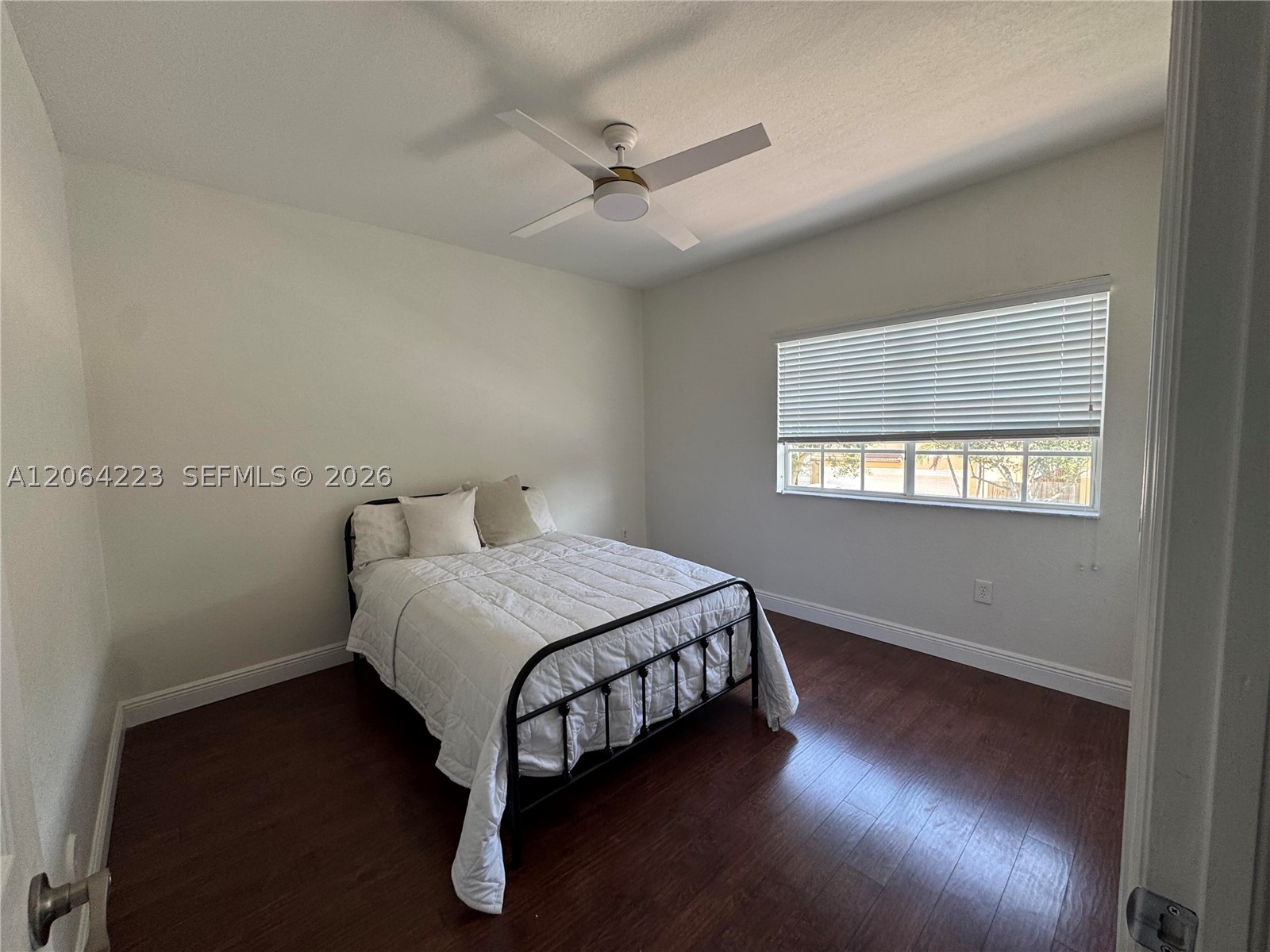 3964 NE 15th St, Homestead FL 33033