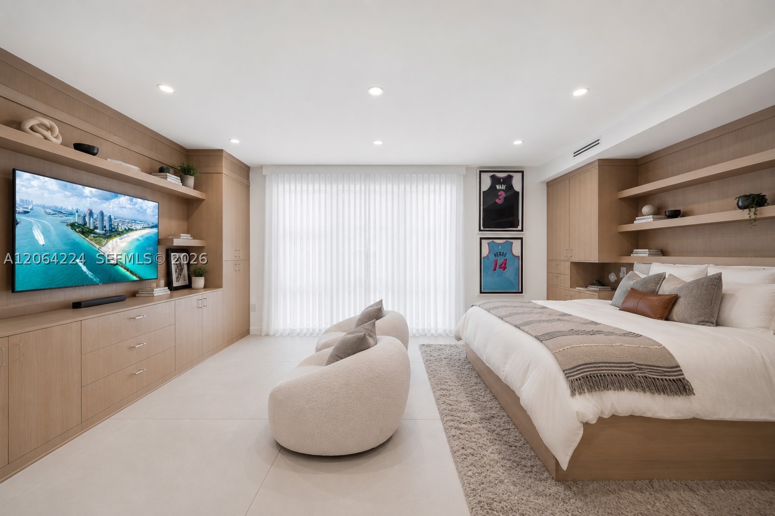 6203 Laguna Path N, Miami Beach FL 33141