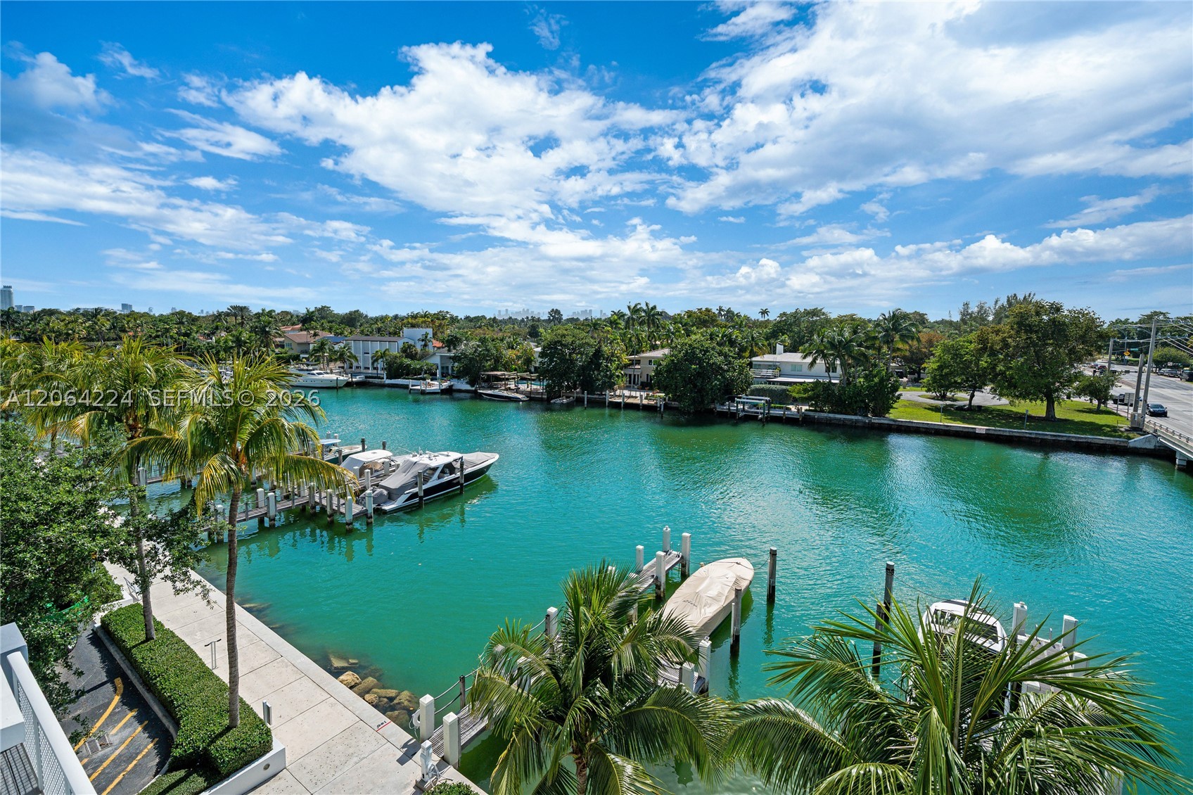 6203 Laguna Path N, Miami Beach FL 33141