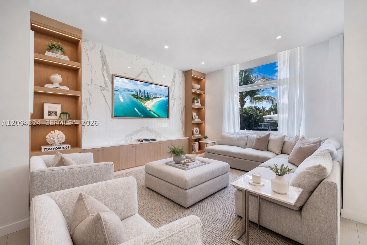 6203 Laguna Path N, Miami Beach FL 33141