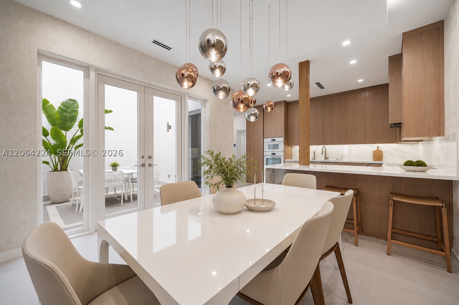 6203 Laguna Path N, Miami Beach FL 33141
