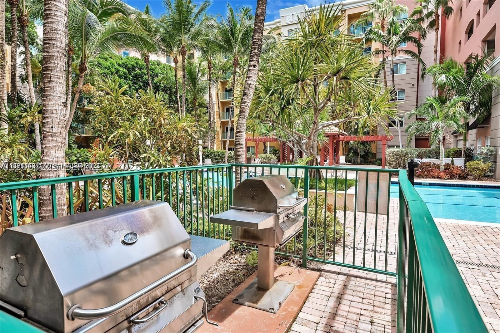 6001 SW 70th St #311, South Miami FL 33143
