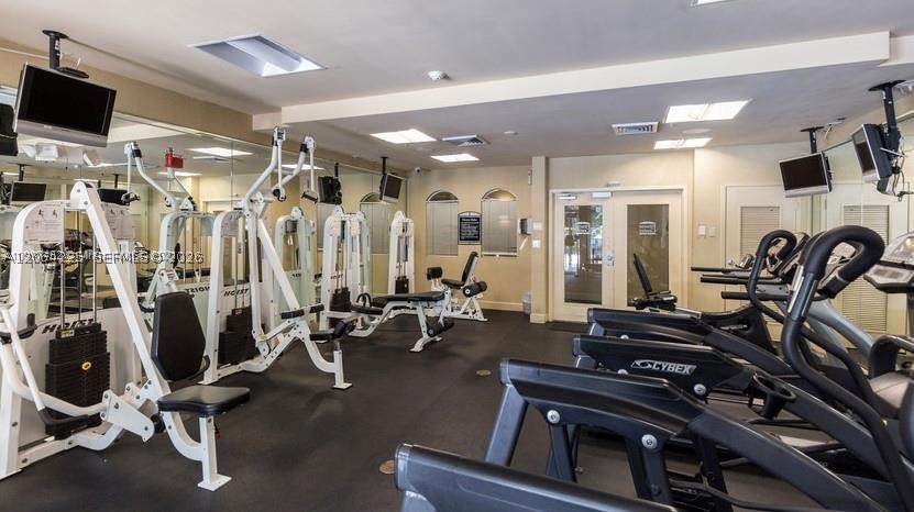 6001 SW 70th St #311, South Miami FL 33143
